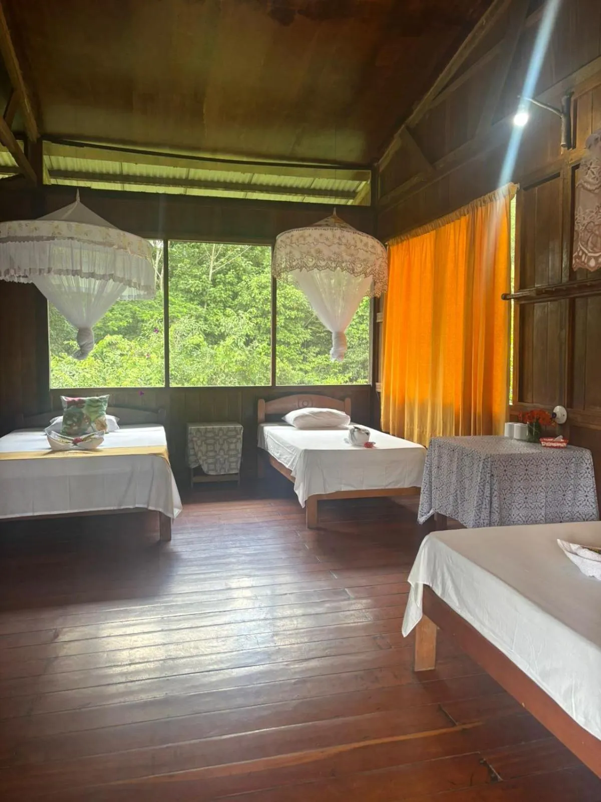 Property building, Bed in Monte Amazonico Lodge