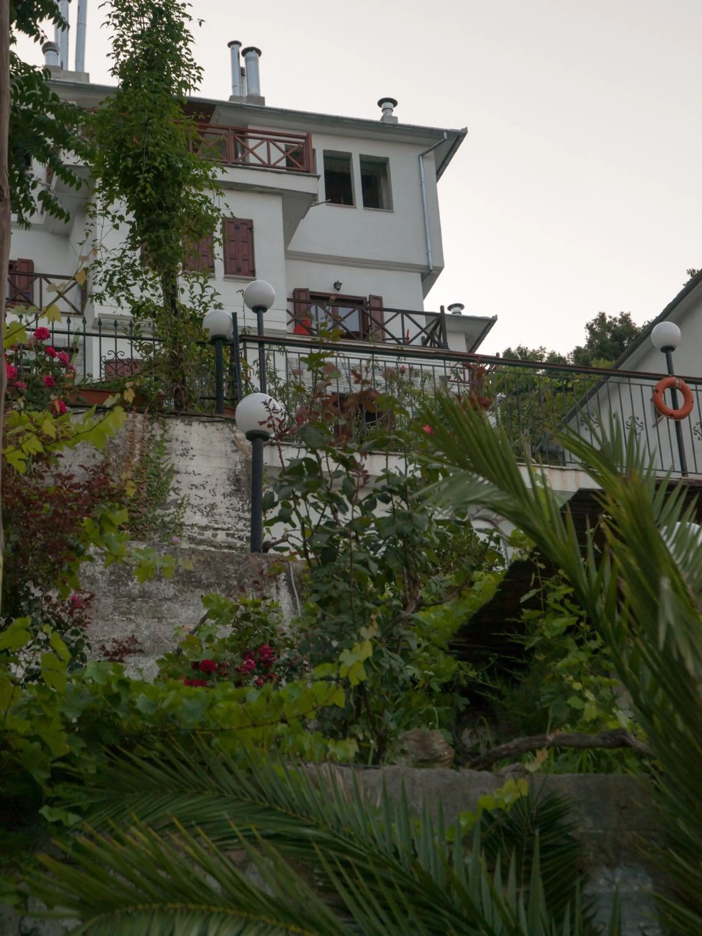 Balcony/Terrace in Astromeria