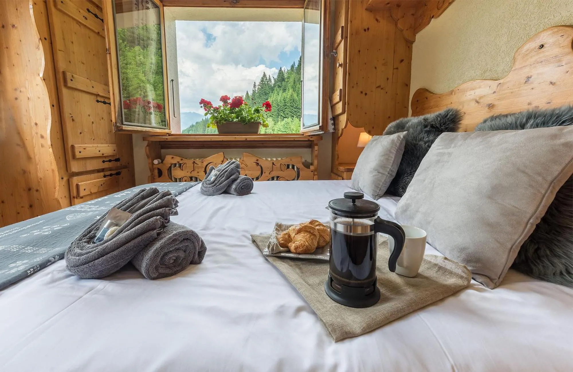 Chalet Bluebell