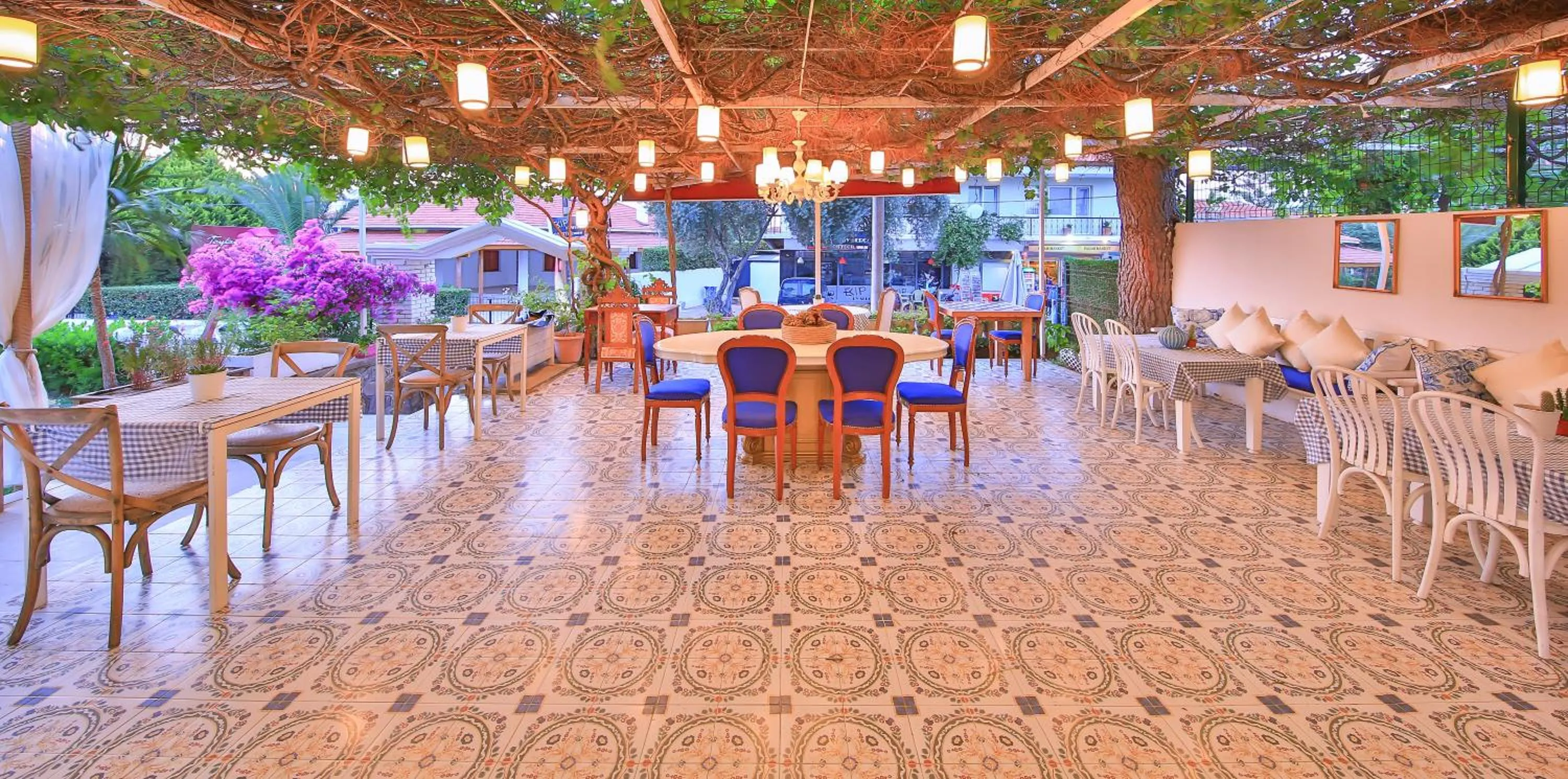 Property building in Palas Ilıca