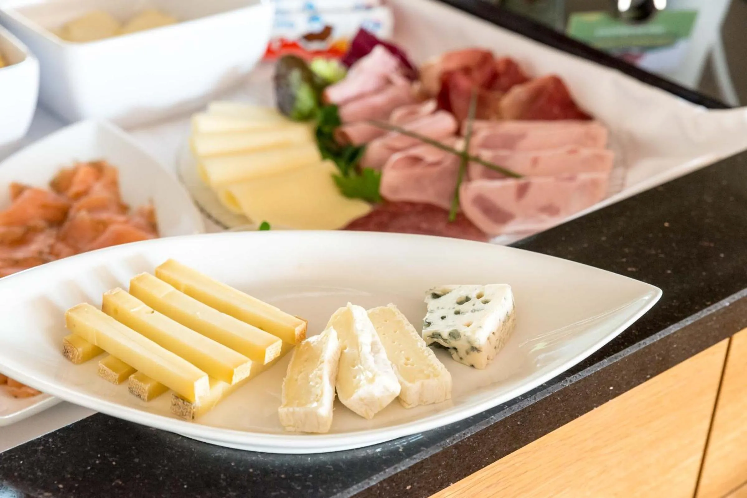 Buffet breakfast in Jauch's Löwen Hotel-Restaurant