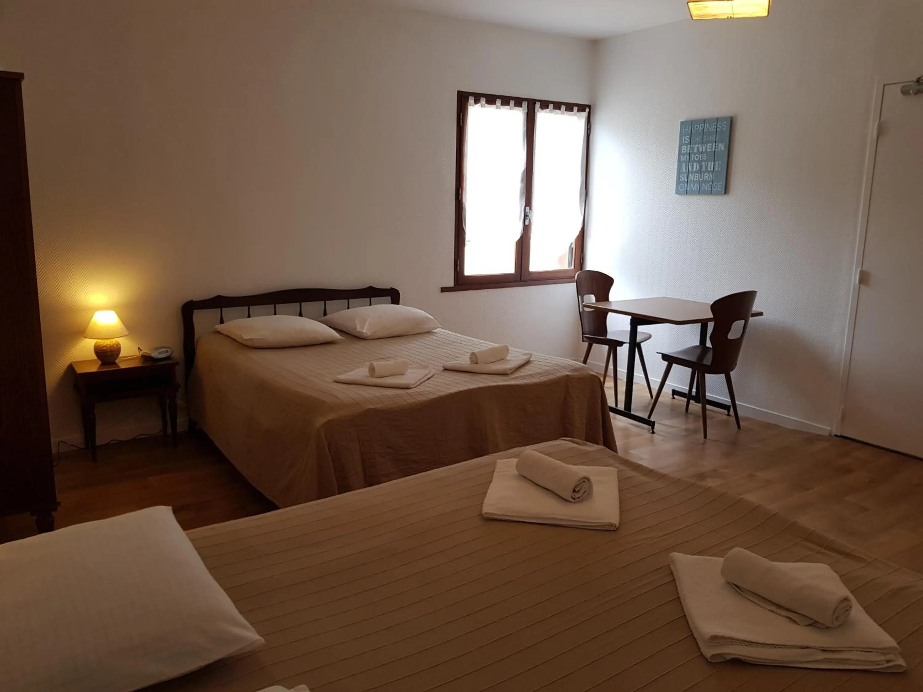Acacias Hôtel Motel