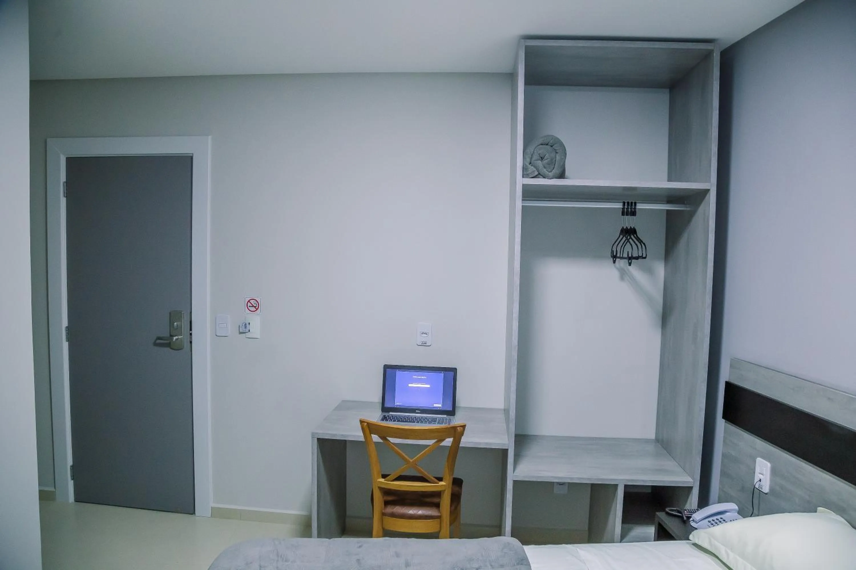 Bed in Hotel Prime Executive