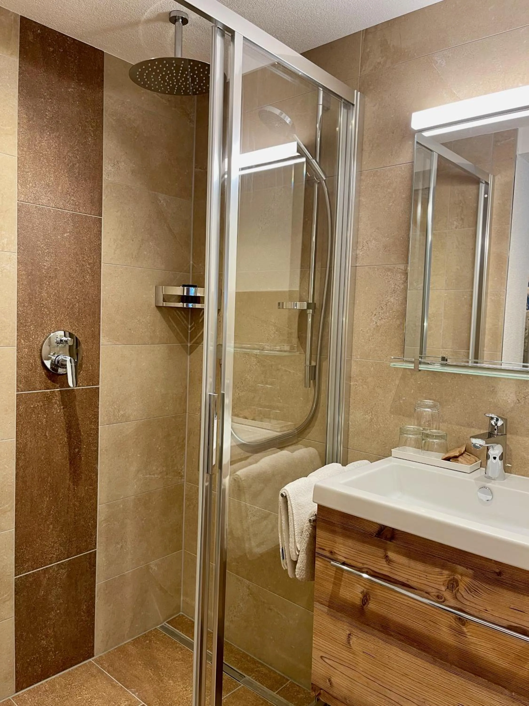 Bathroom in Alkira