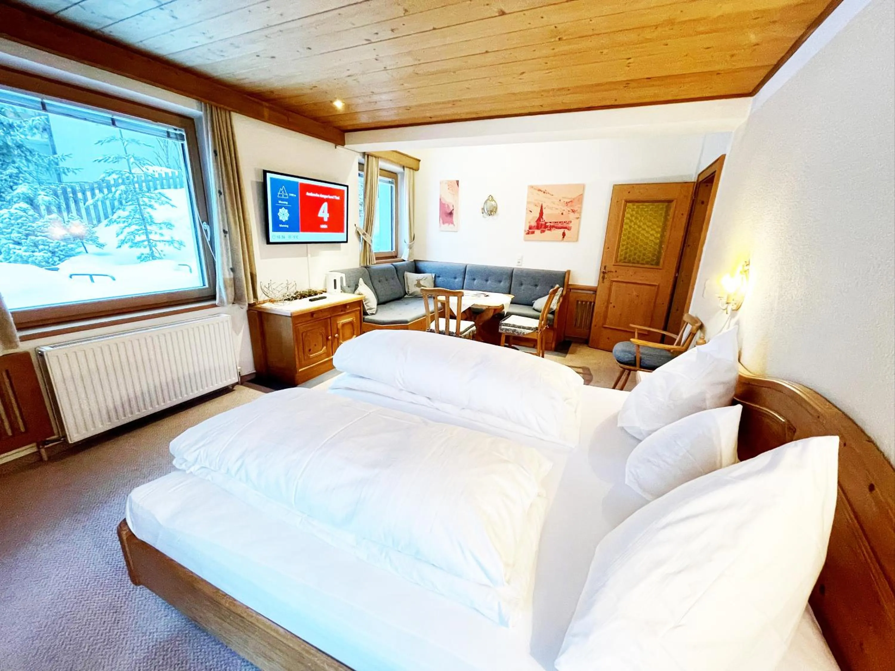 Bed in Alkira