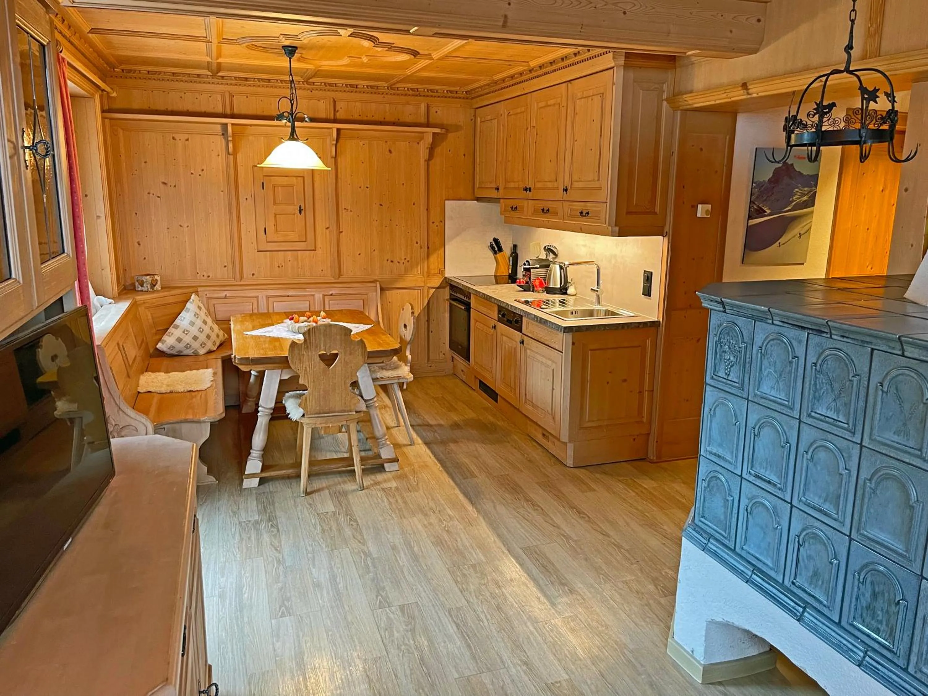 Dining area in Alkira