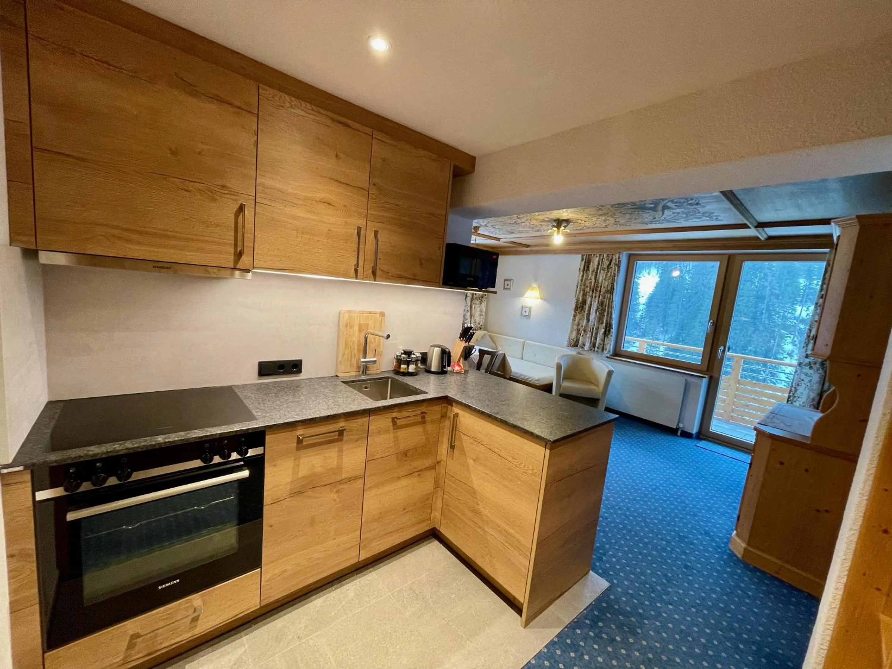 Kitchen or kitchenette in Alkira