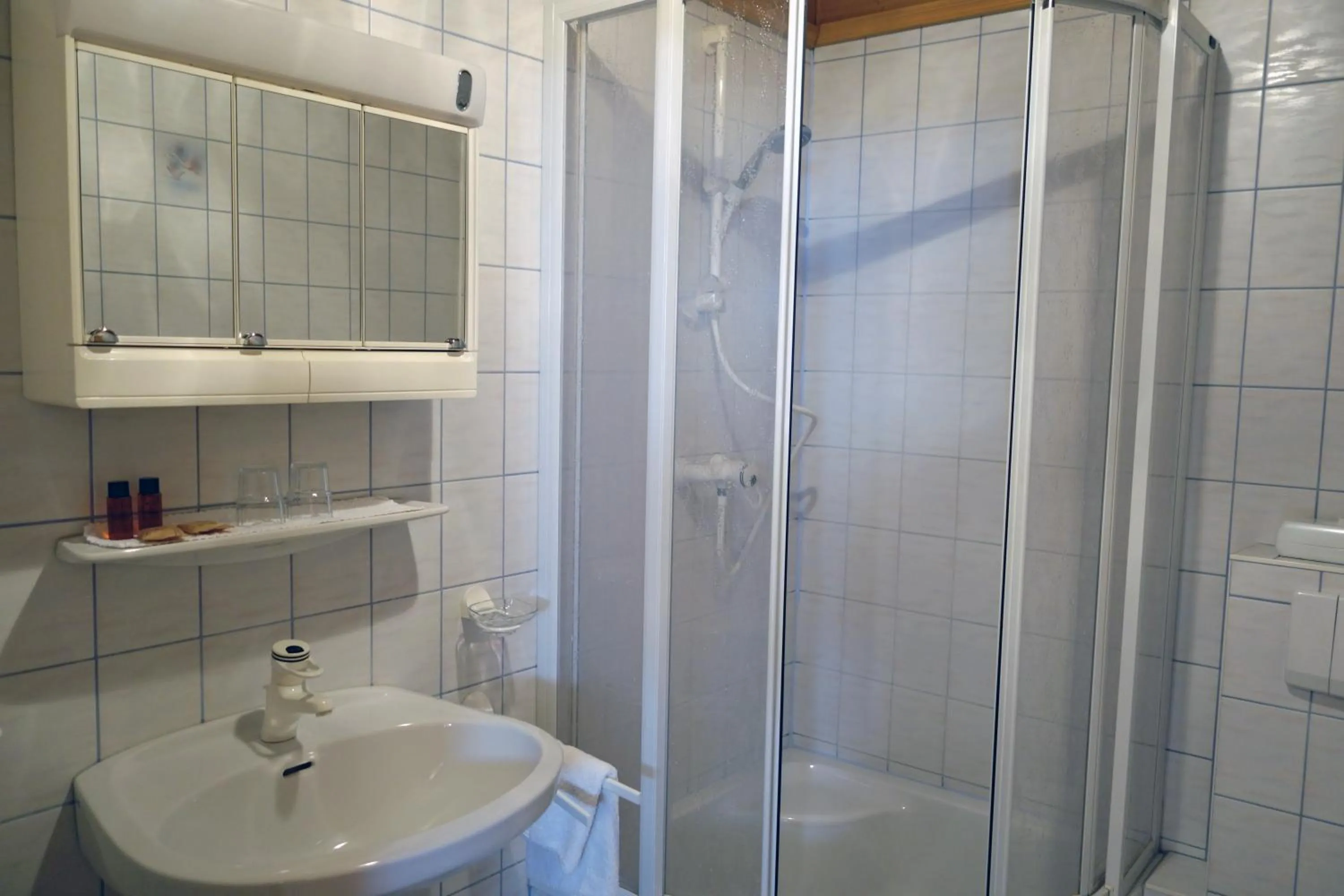 Bathroom in Alkira