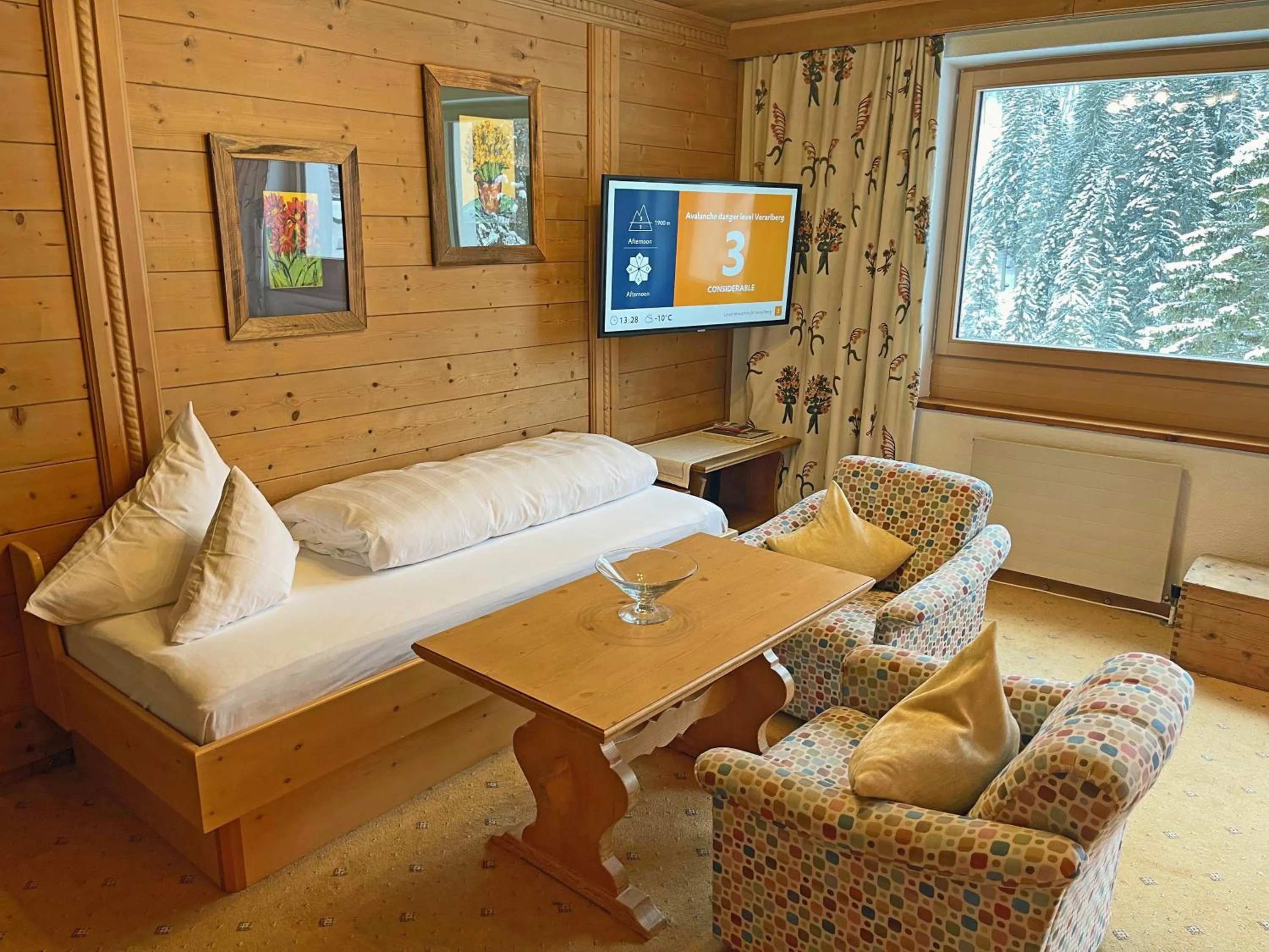 Bed in Alkira