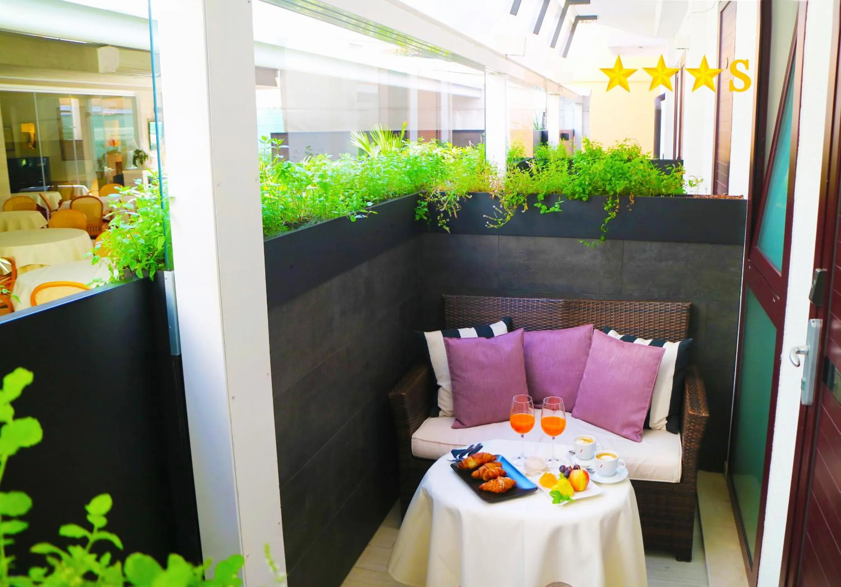 Balcony/Terrace in Hotel Rossini 4S