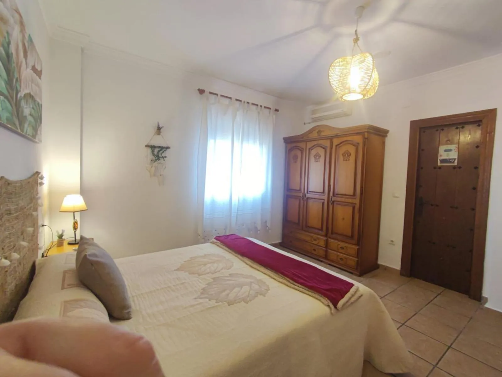 Bed in Los Naranjos