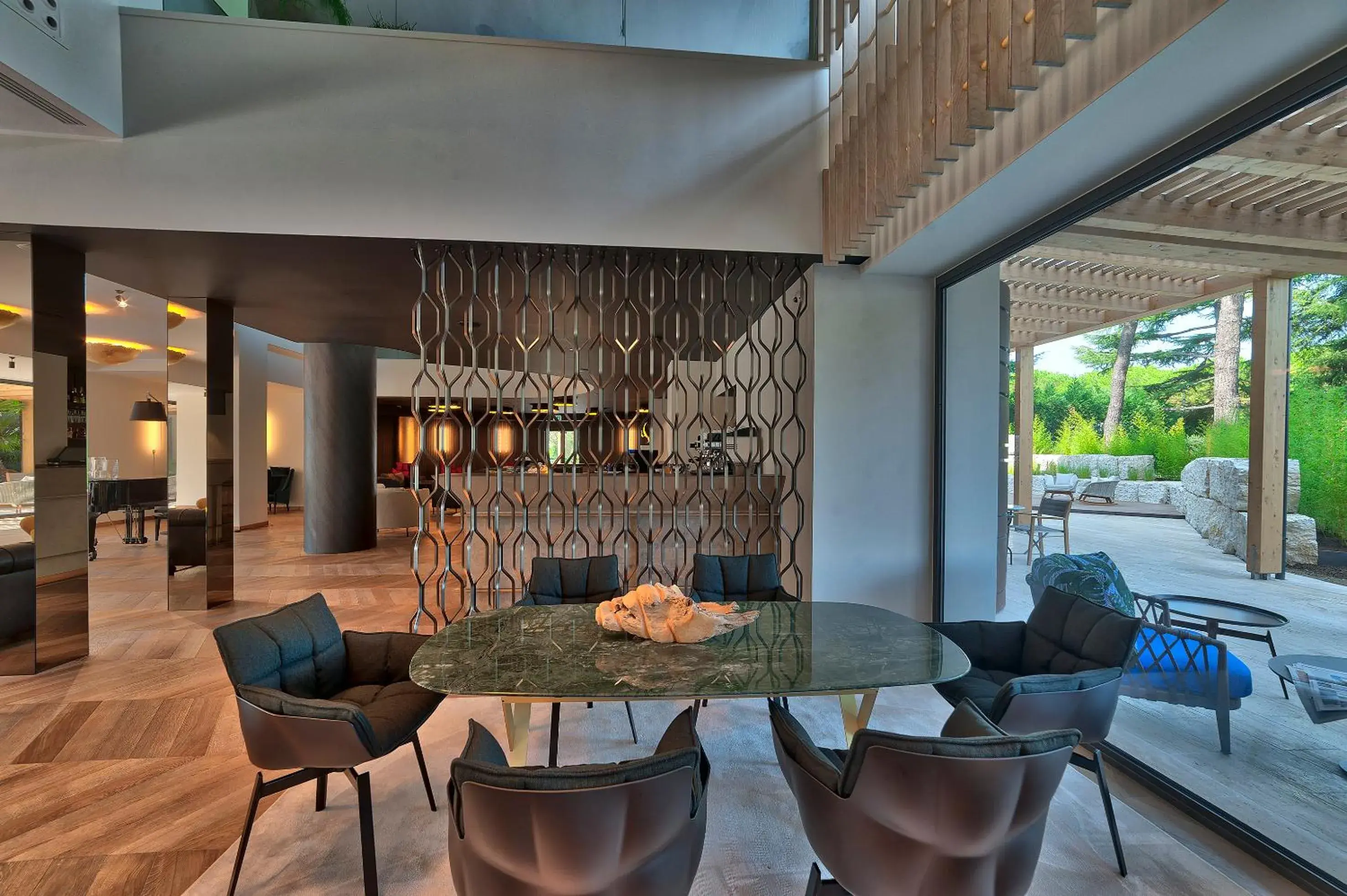 Lounge or bar in Esplanade Tergesteo - Luxury Retreat Lounge or bar in Esplanade Tergesteo - Luxury Retreat