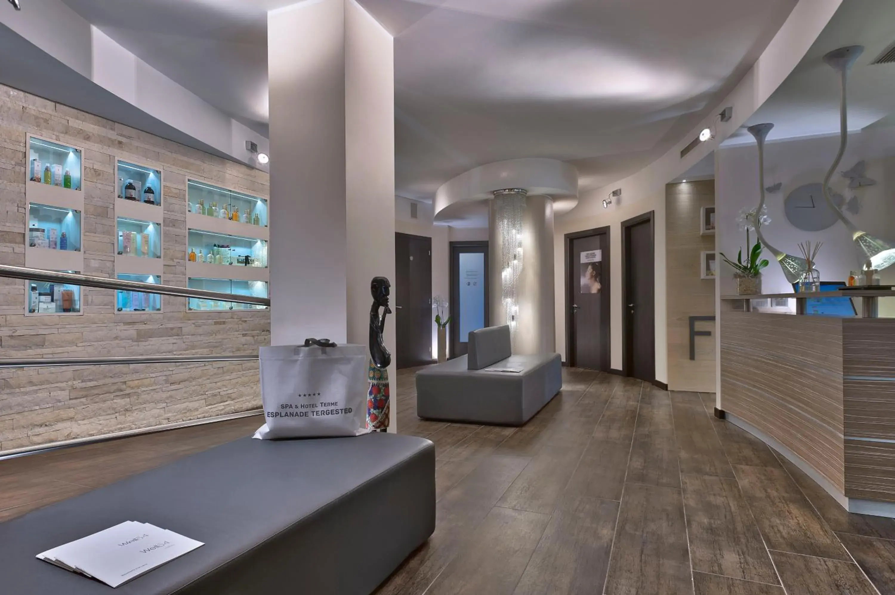 Spa and wellness centre/facilities in Esplanade Tergesteo - Luxury Retreat Spa and wellness centre/facilities in Esplanade Tergesteo - Luxury Retreat