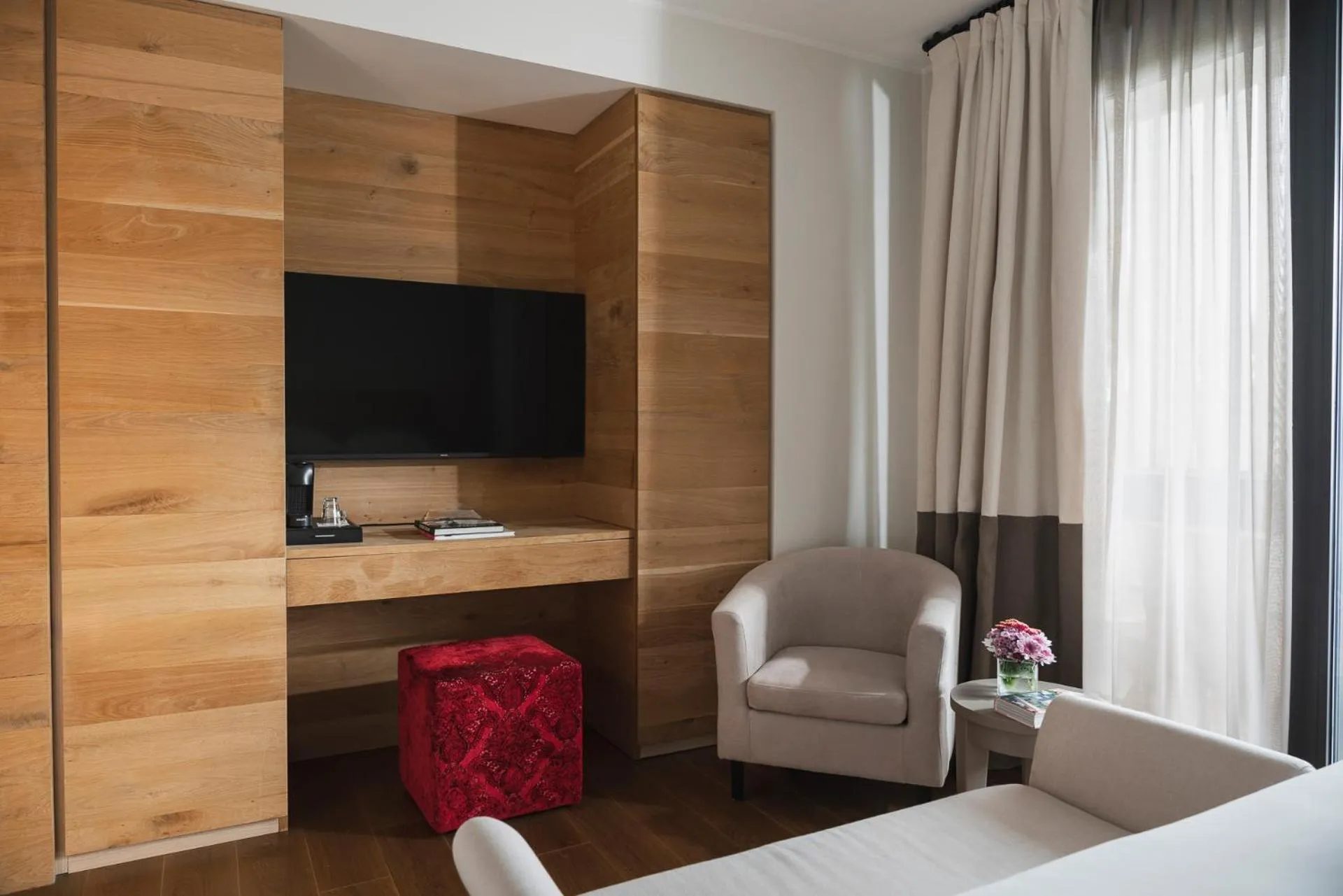 TV and multimedia in Esplanade Tergesteo - Luxury Retreat