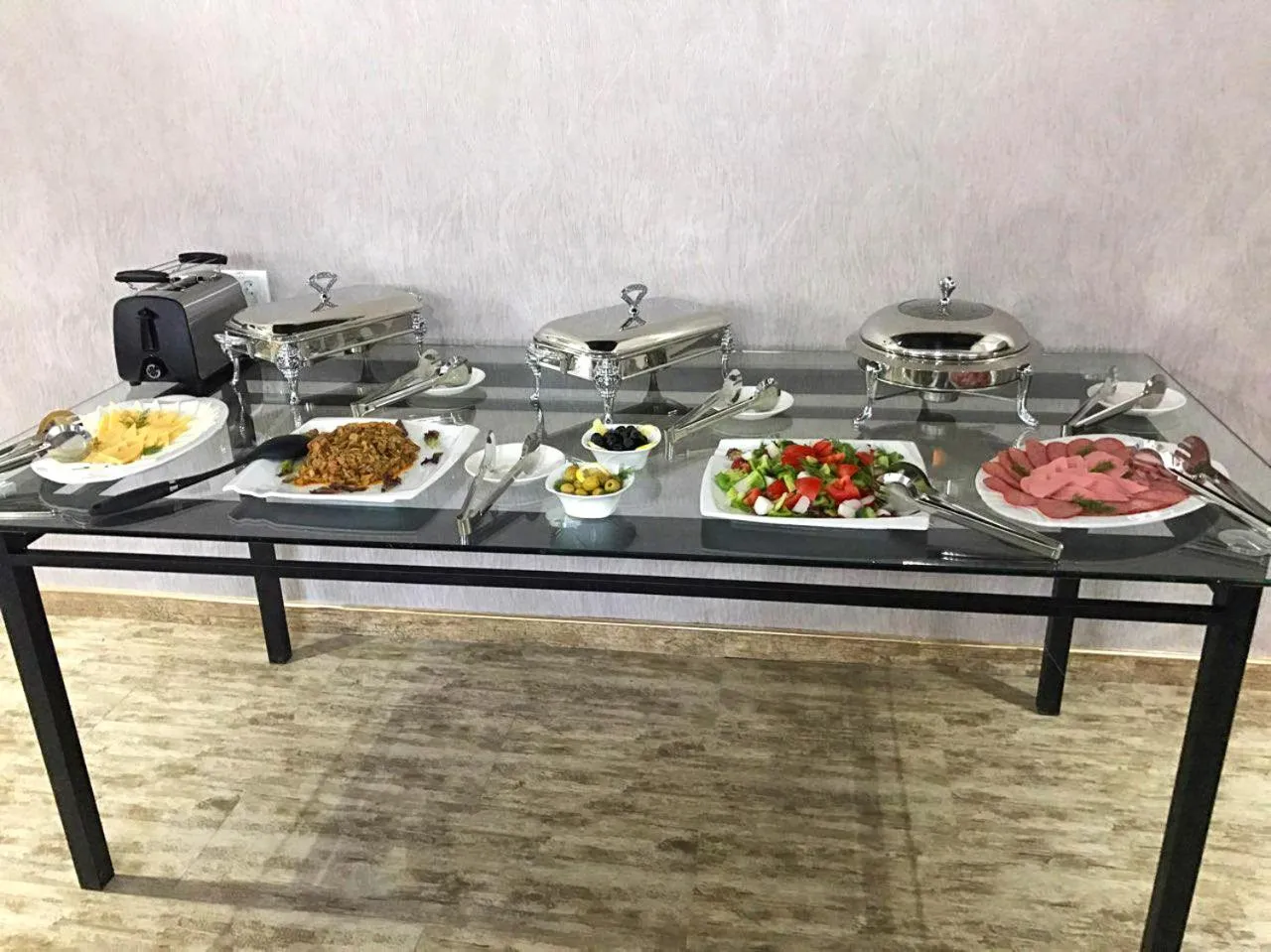 Food and drinks in TOURIST INN hotel