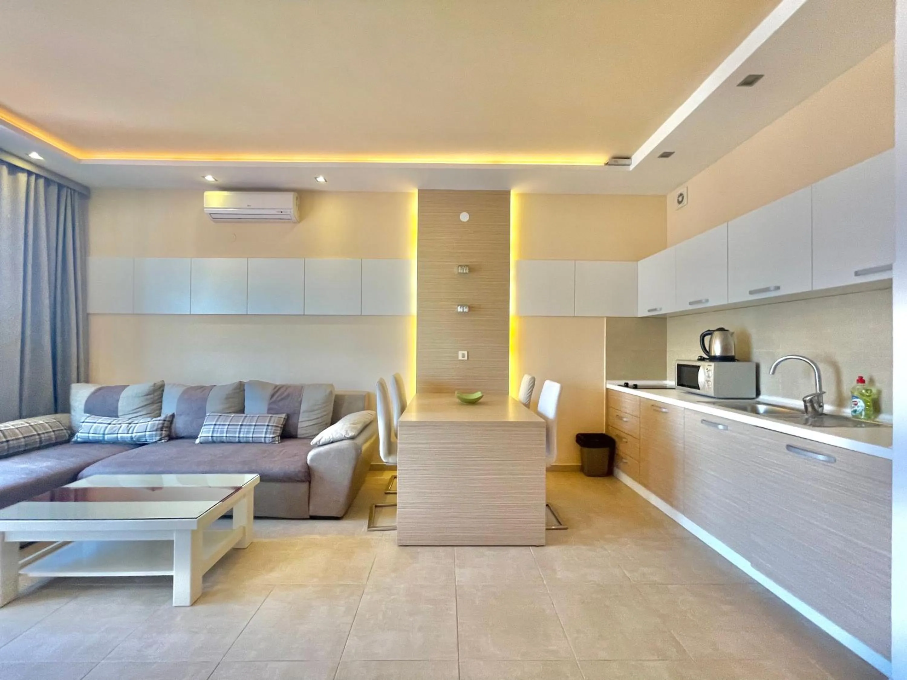 Kitchen or kitchenette in Hotel Butua Residence