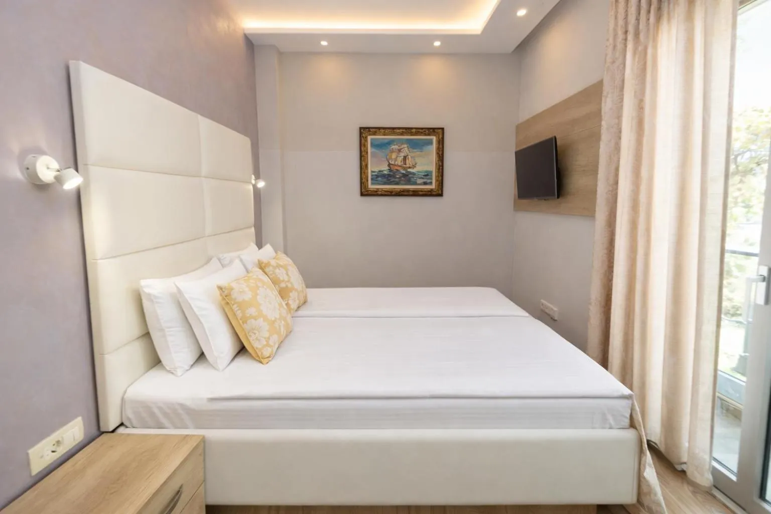 Bed in Hotel Butua Residence