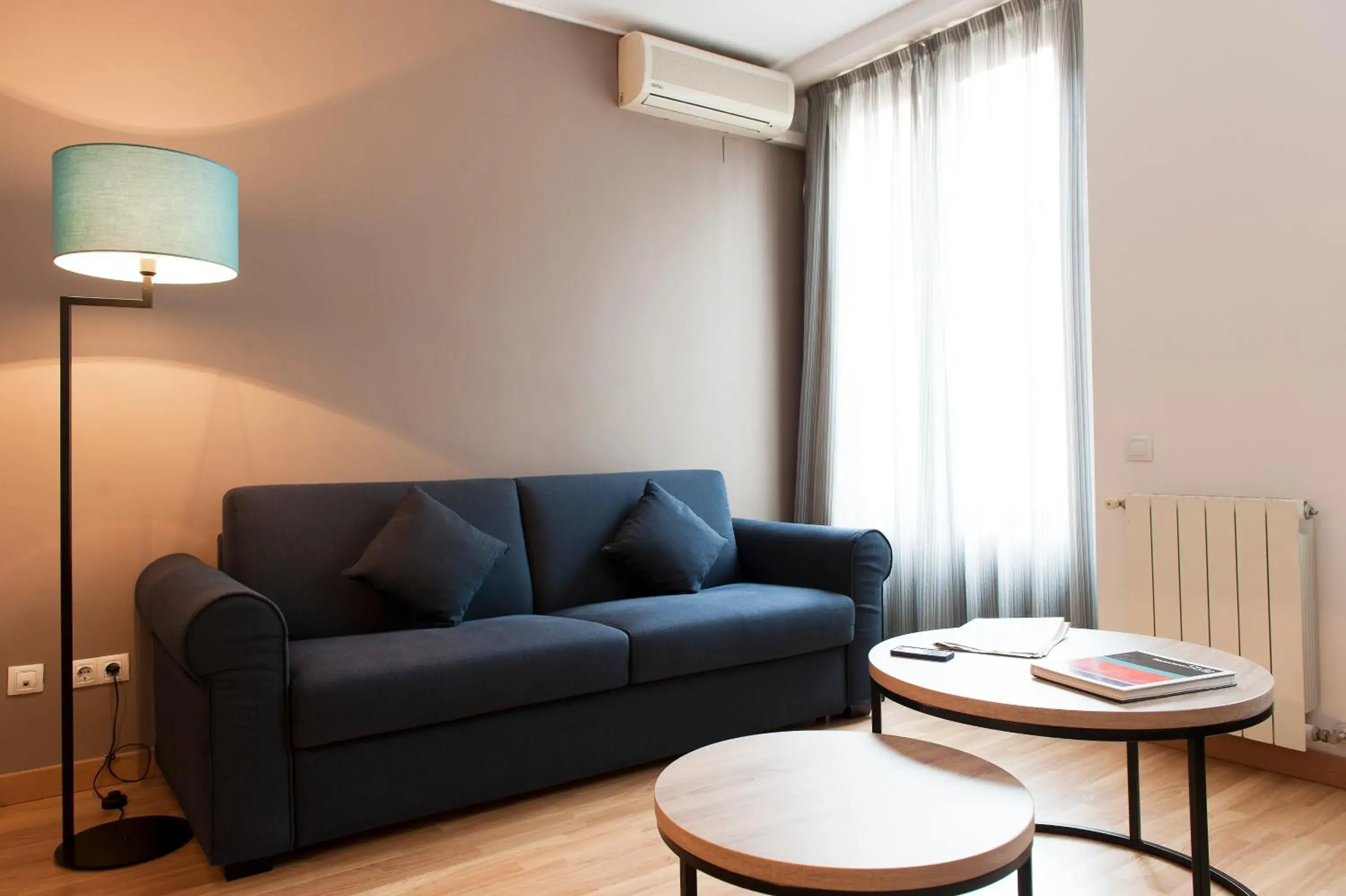 Living room in MH Apartments Ramblas Living room in MH Apartments Ramblas