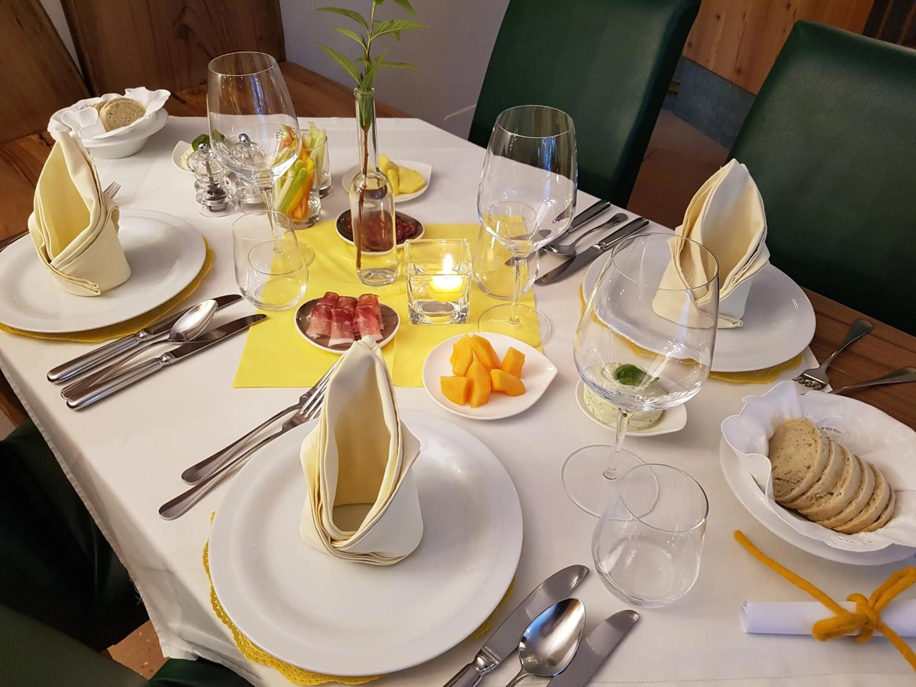 Restaurant/places to eat in Natur Pur Hotel Unterpichl