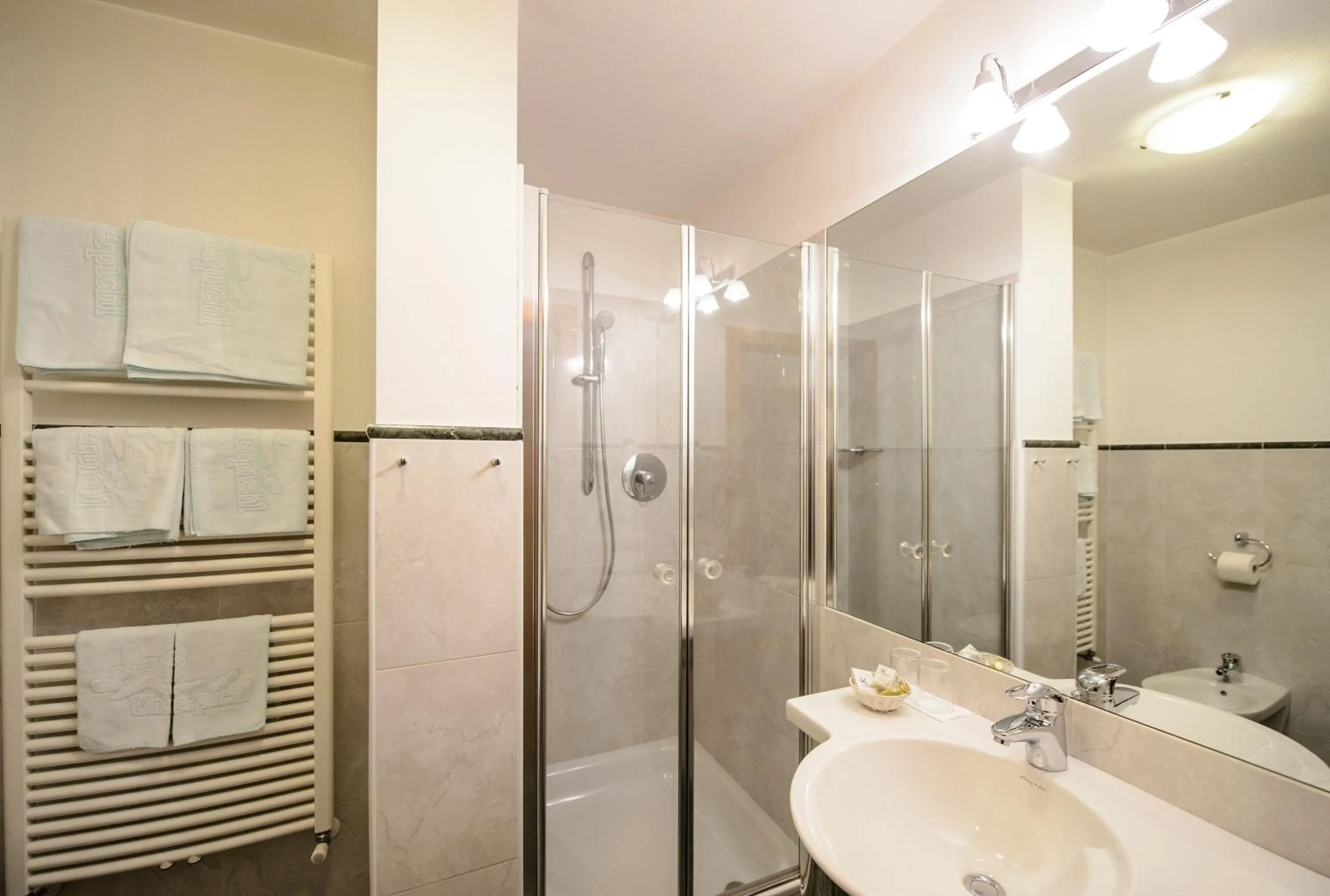 Bathroom in Natur Pur Hotel Unterpichl