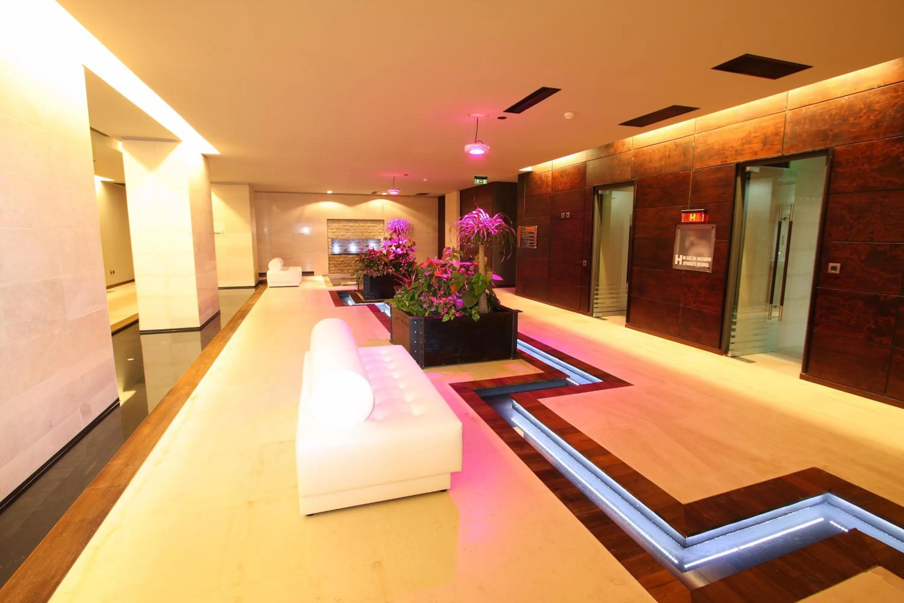 Spa and wellness centre/facilities in Hotel Orizont