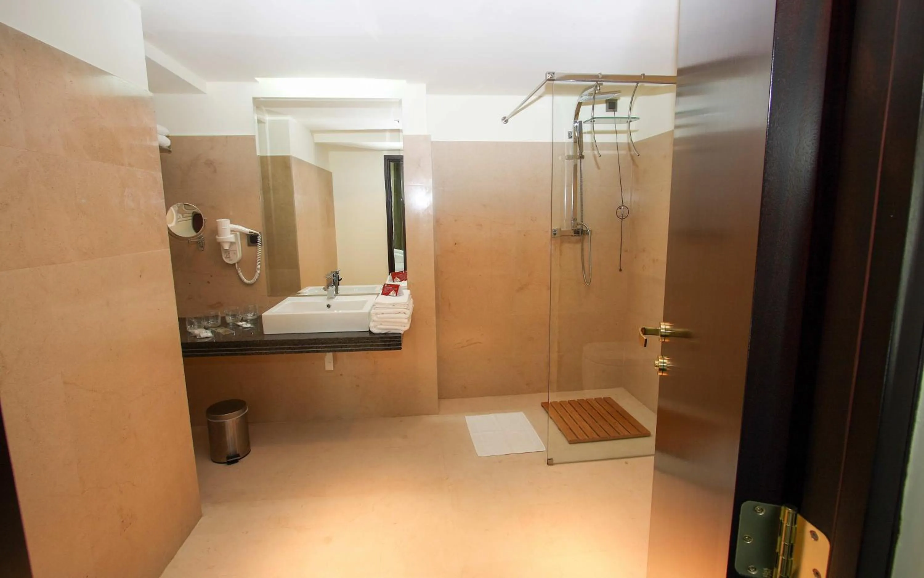 Bathroom in Hotel Orizont