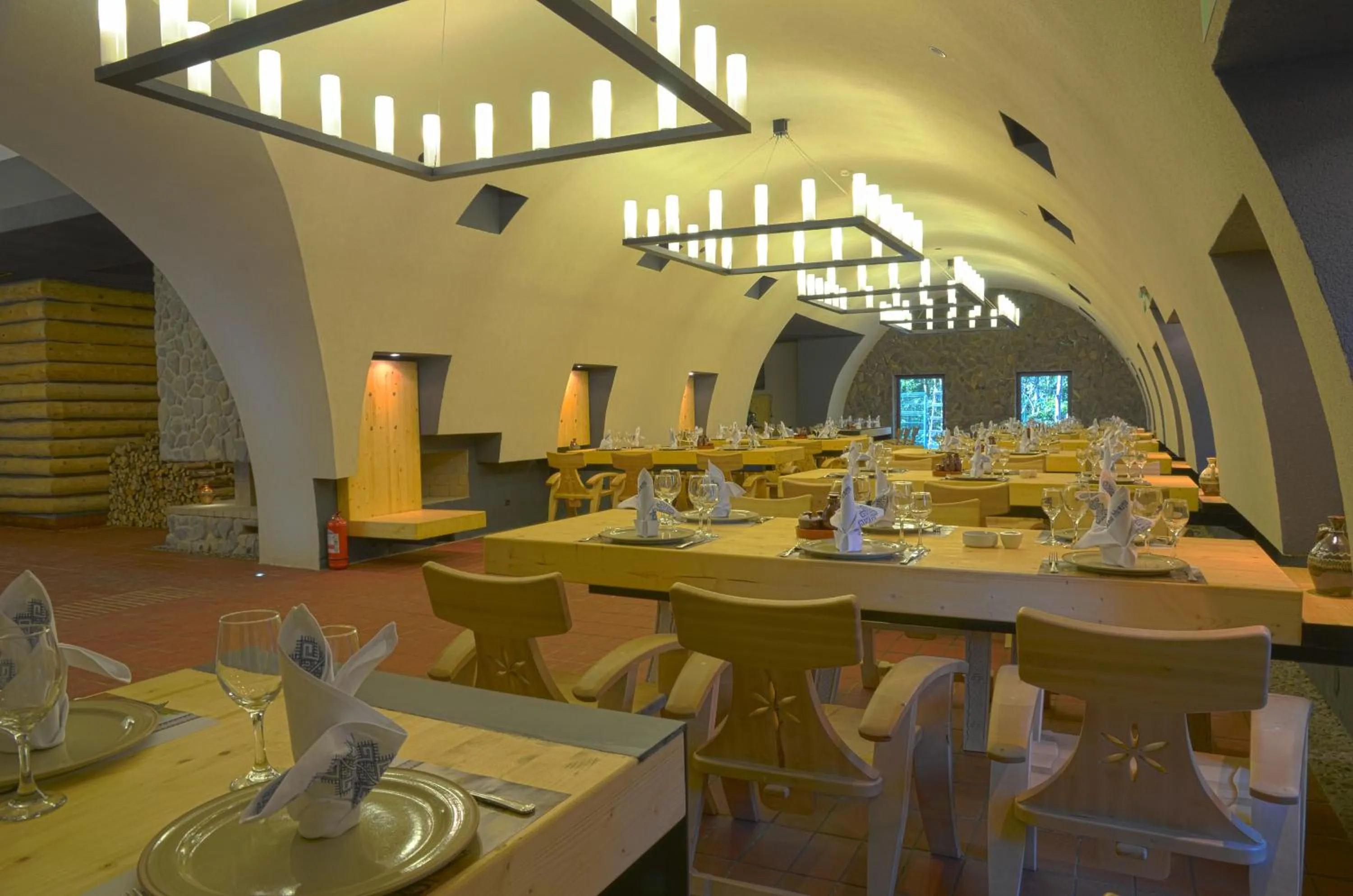 Restaurant/places to eat in Hotel Orizont