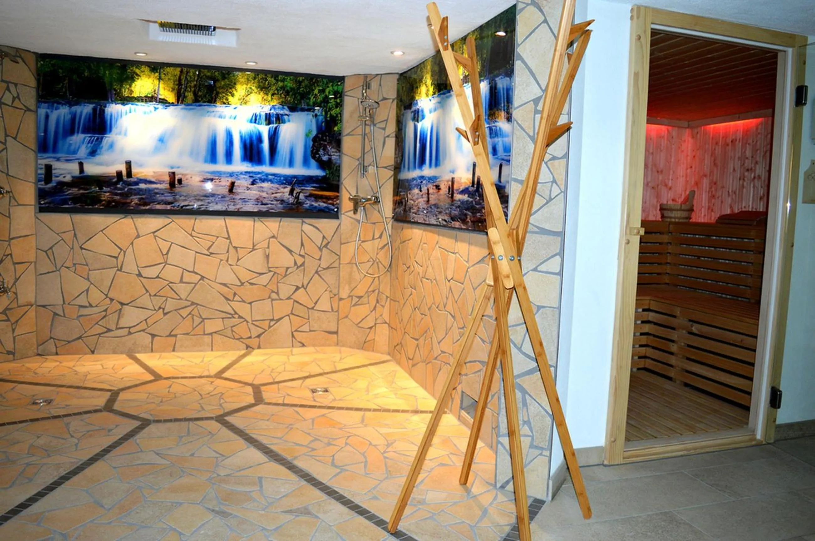 Activities in Wellness-Gasthof-Cafe Nuhnetal