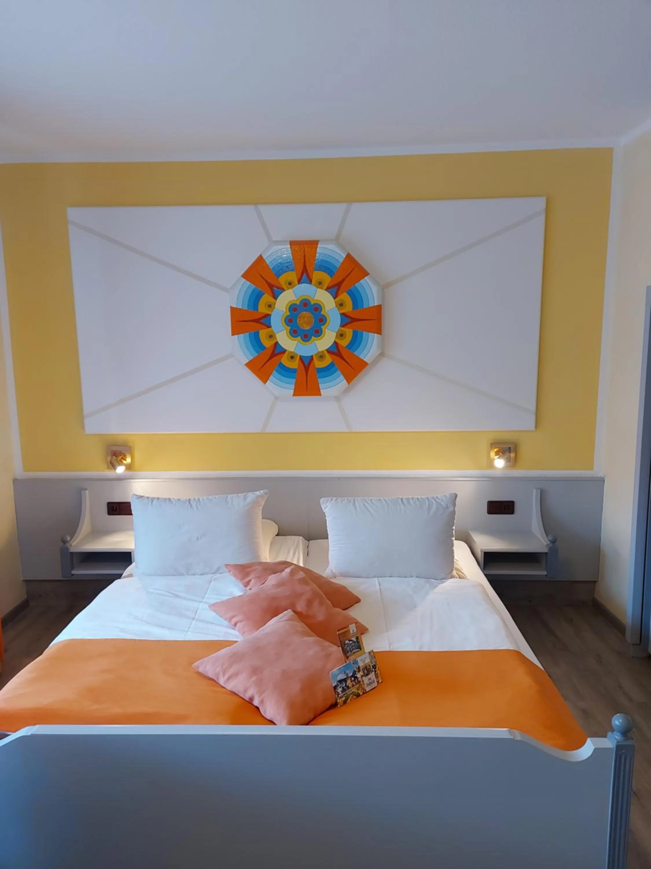 Bed in Wellness-Gasthof-Cafe Nuhnetal