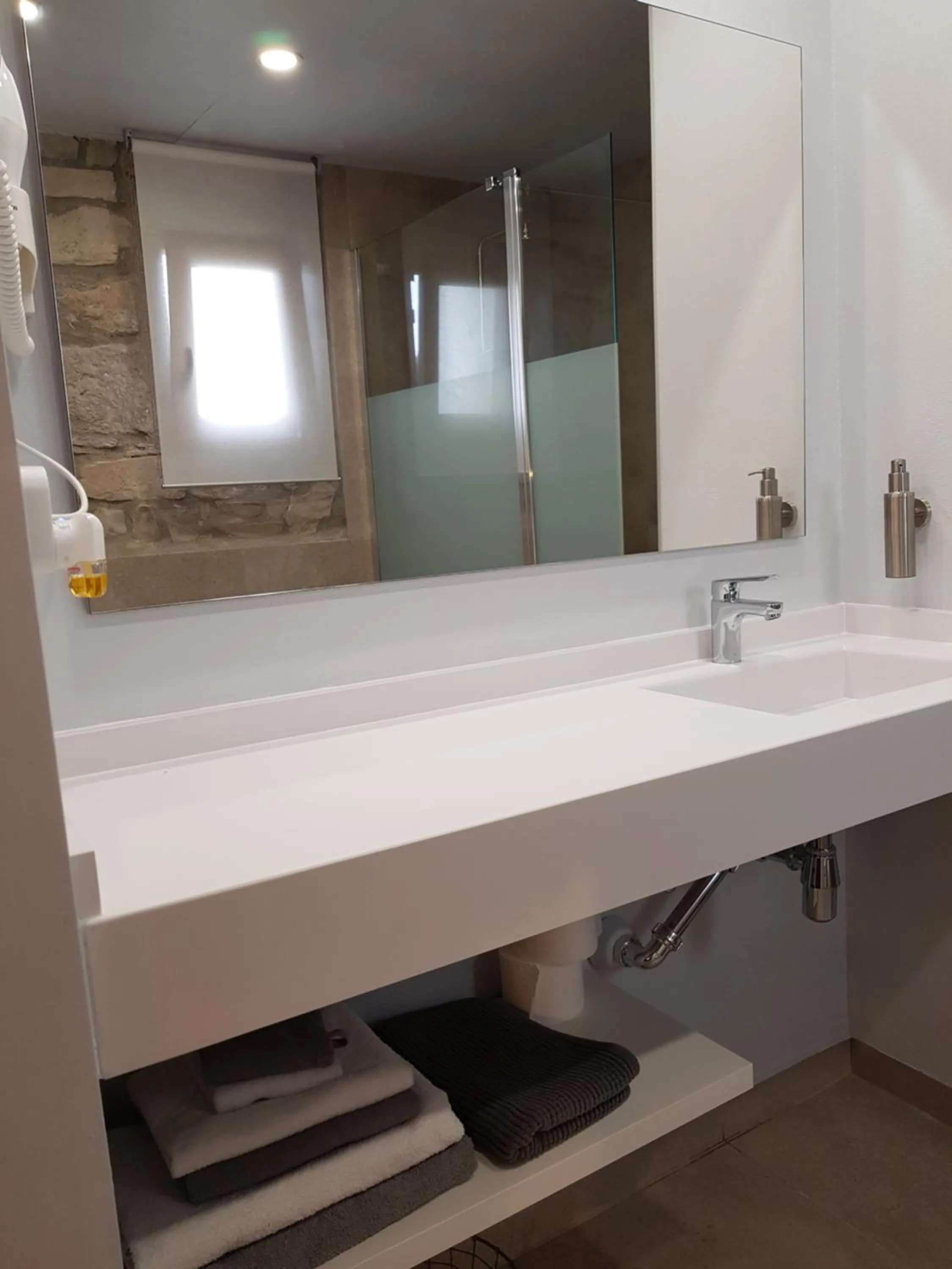 Bathroom in Les Muntades