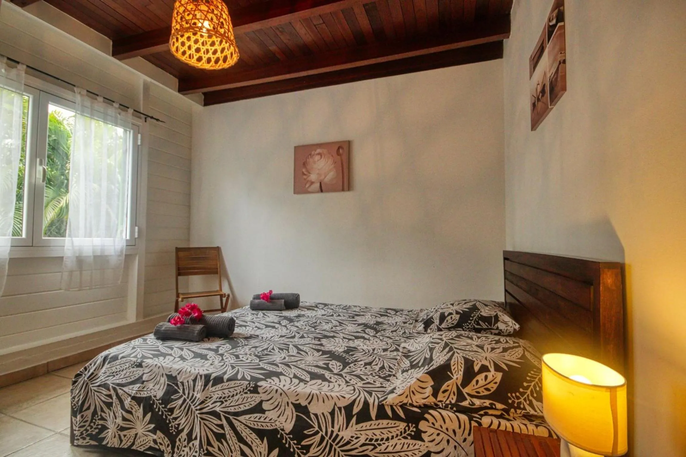 Bed in Villa avec piscine MQTI14