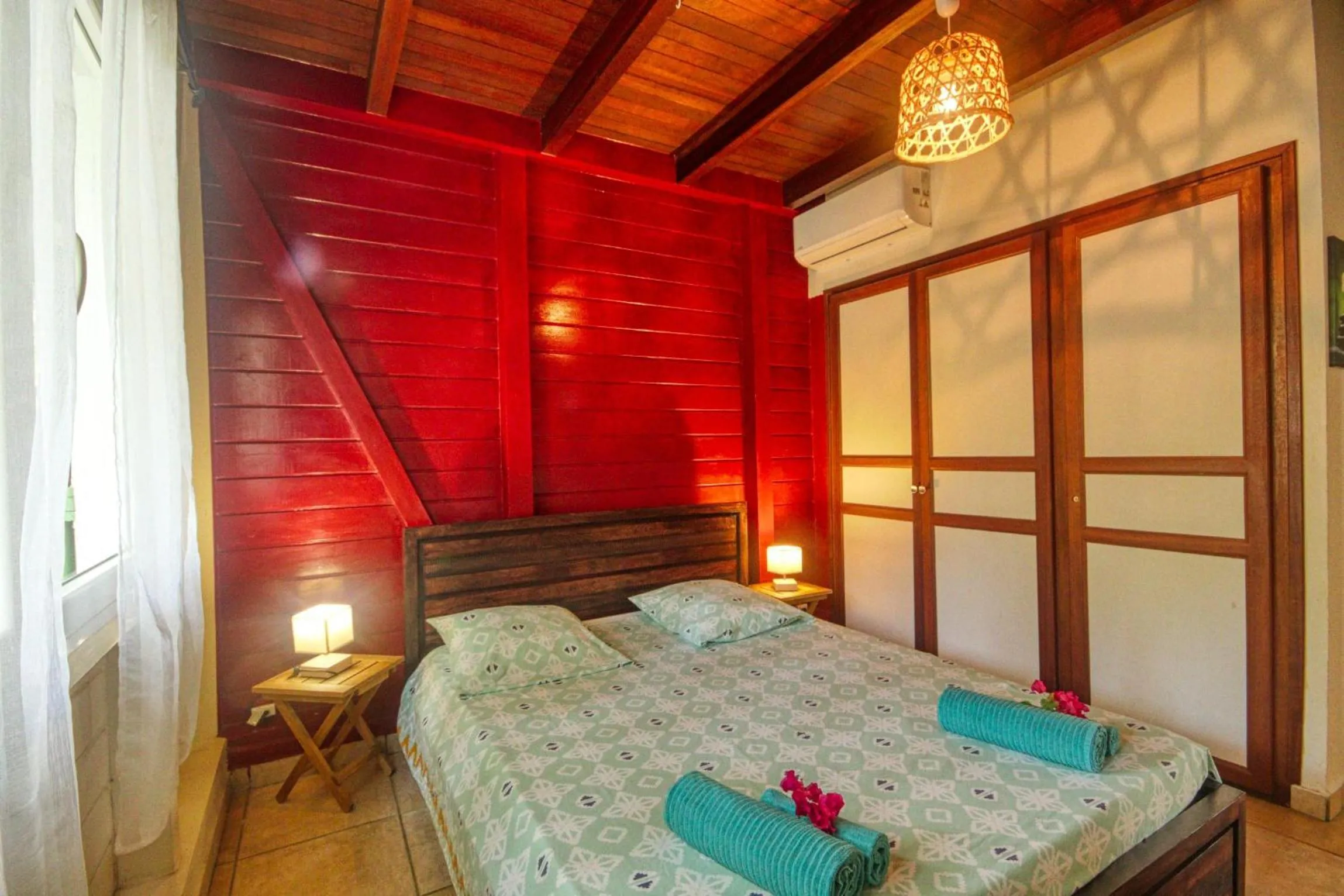 Bed in Villa avec piscine MQTI14