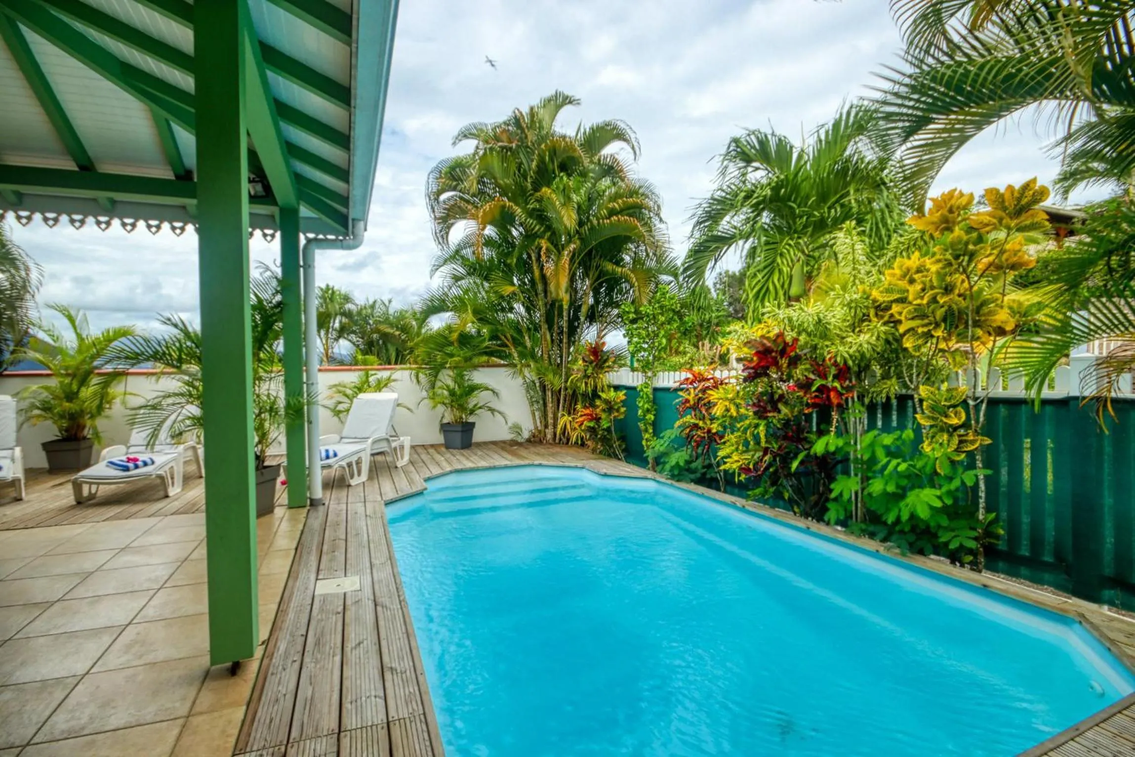 Swimming pool in Villa avec piscine MQTI14