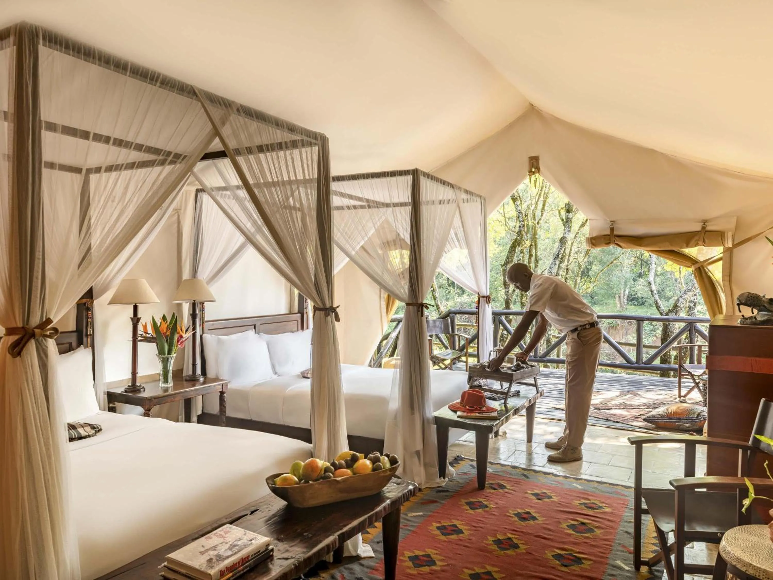 Bedroom, Bed in Fairmont Mara Safari Club