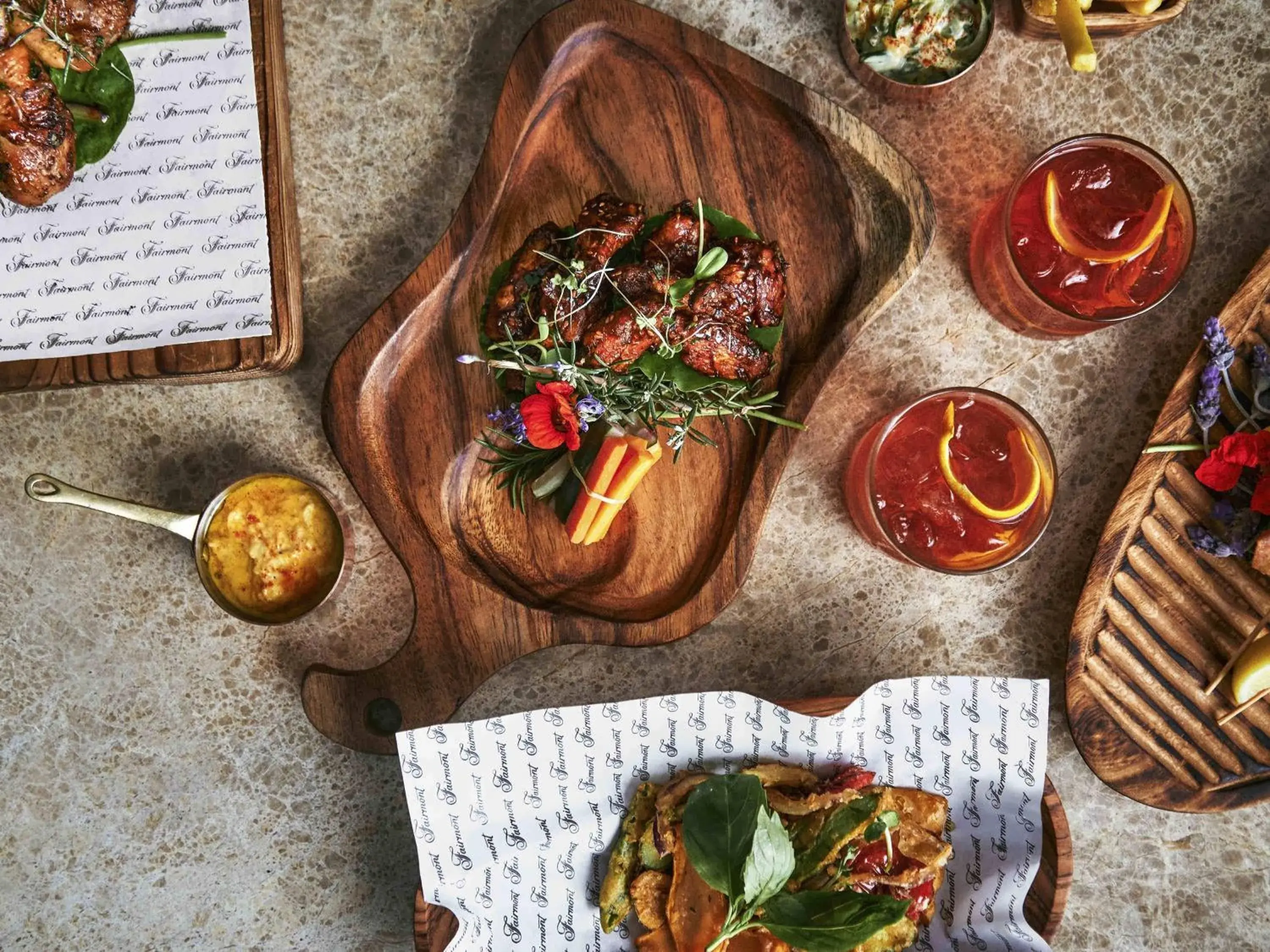 Restaurant/places to eat in Fairmont Mara Safari Club Restaurant/places to eat in Fairmont Mara Safari Club