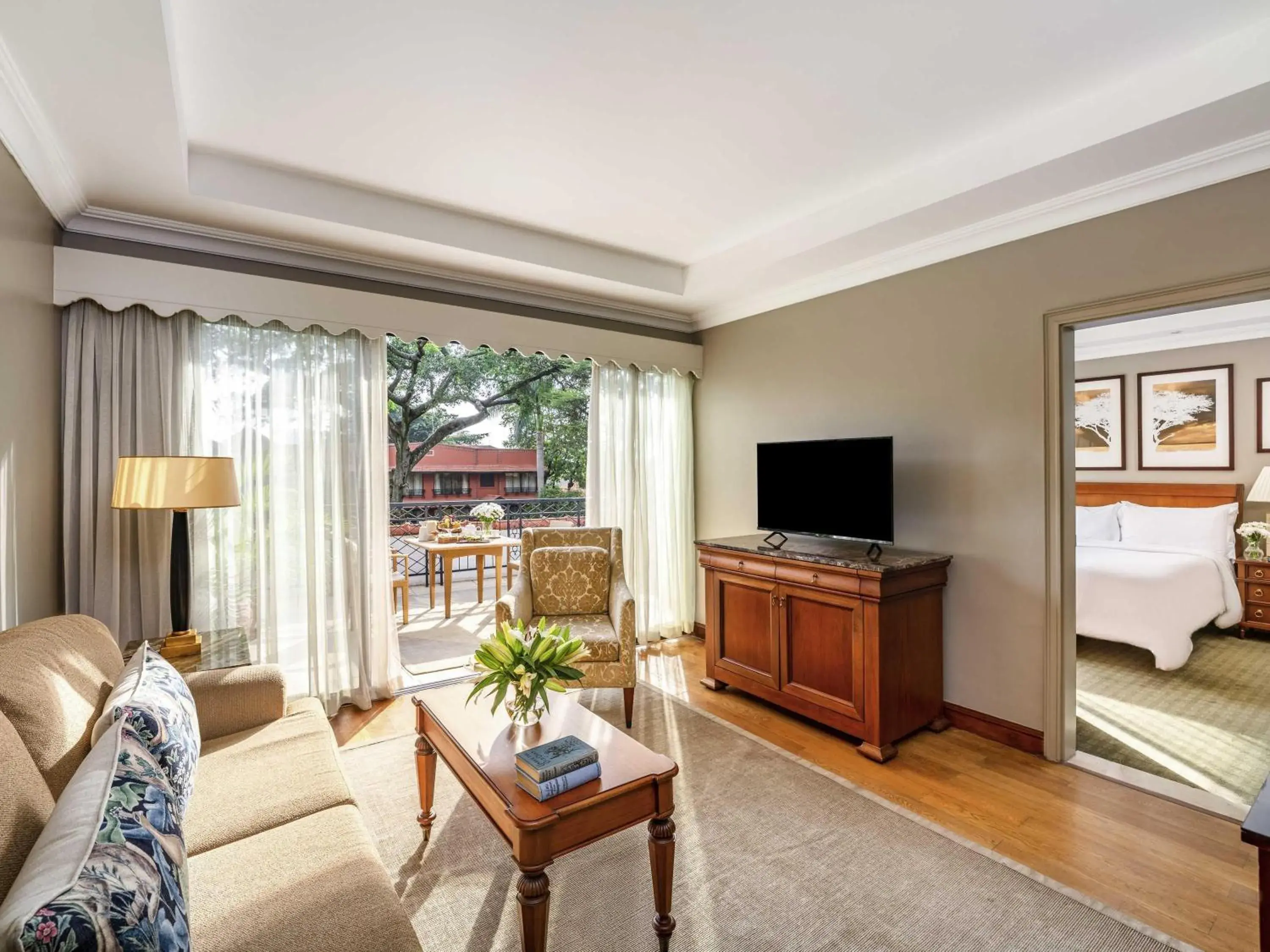 Bedroom, Bed in Fairmont The Norfolk Bedroom, Bed in Fairmont The Norfolk