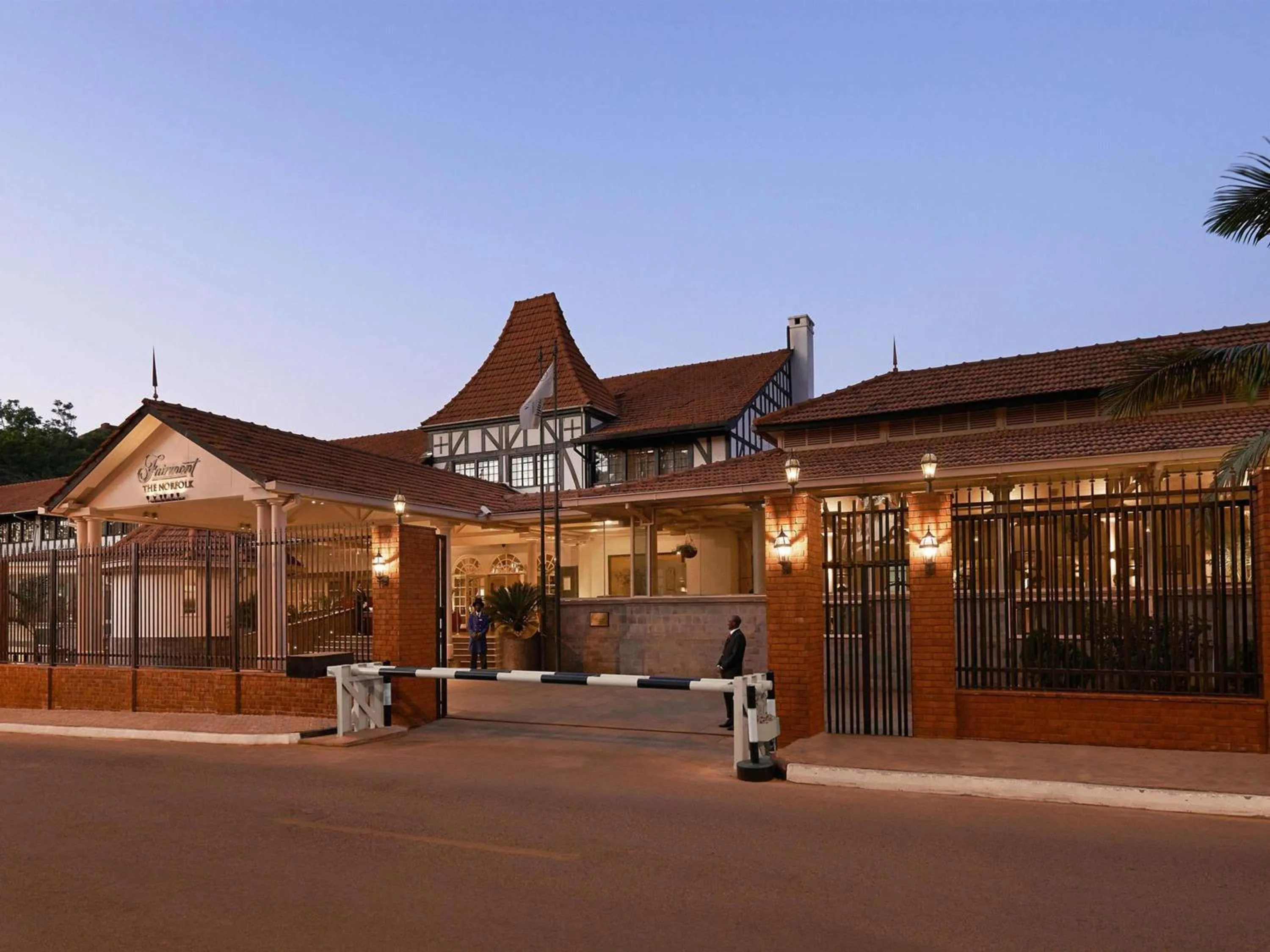 Property building in Fairmont The Norfolk