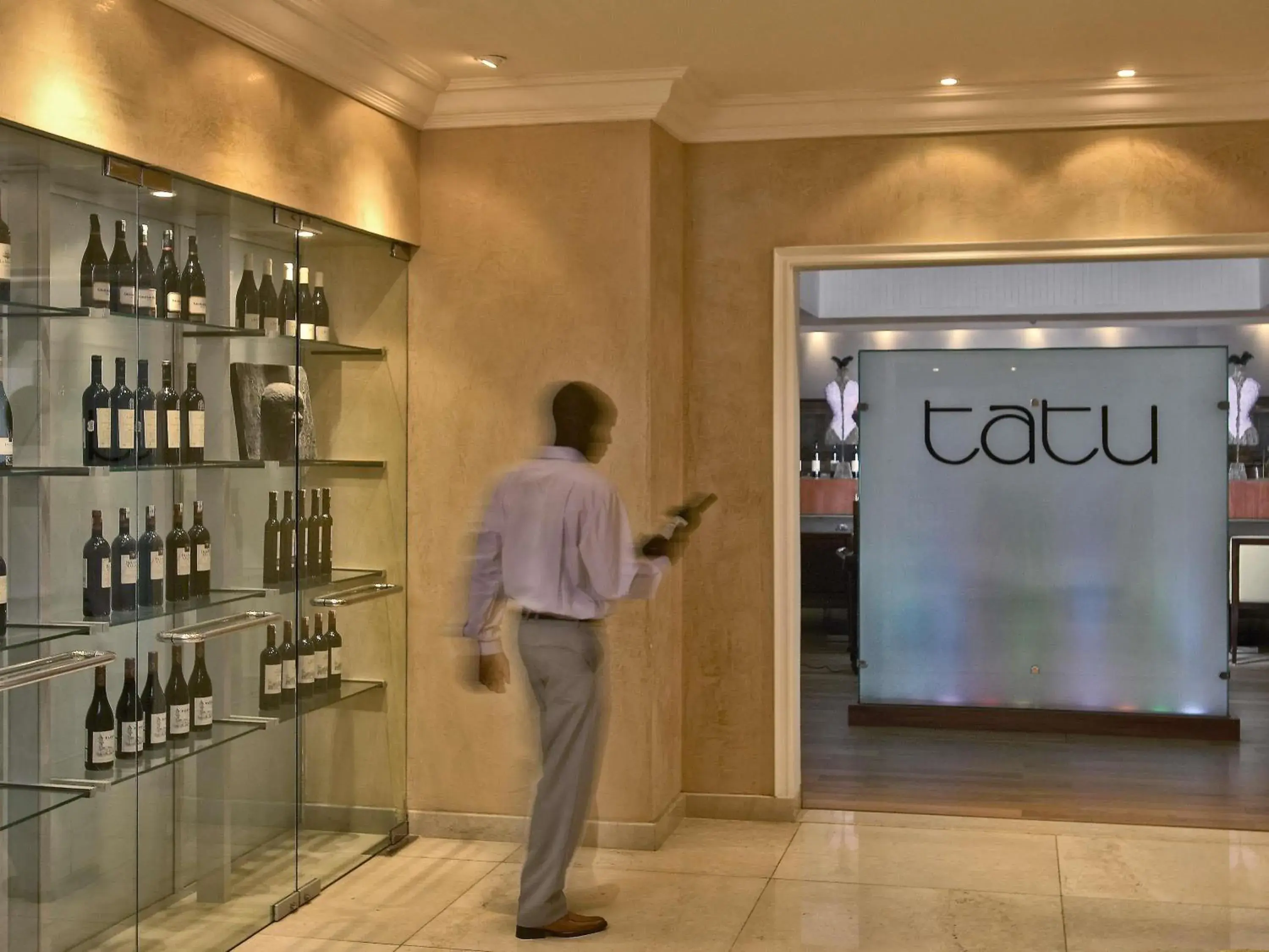 Restaurant/places to eat in Fairmont The Norfolk Restaurant/places to eat in Fairmont The Norfolk