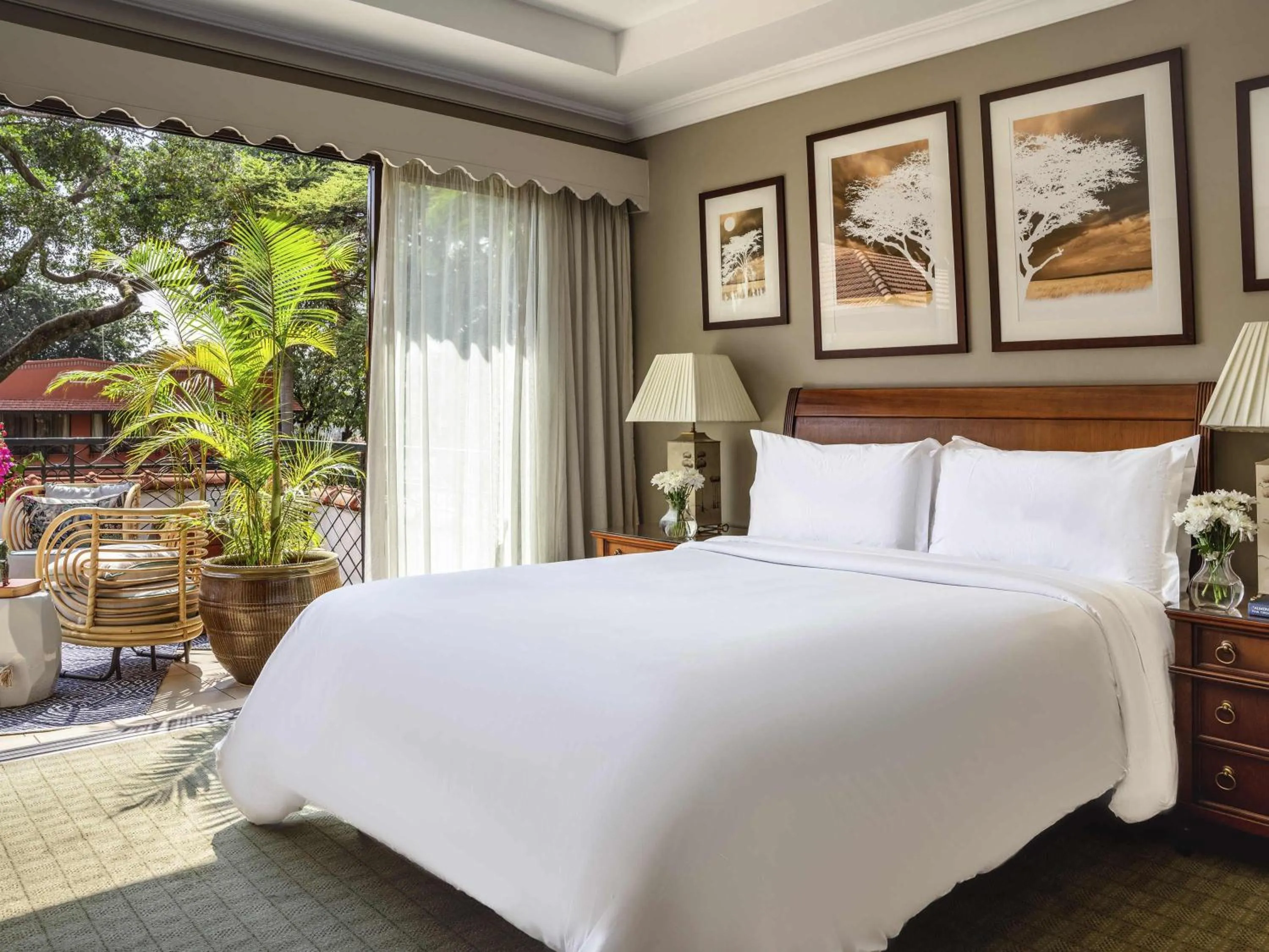 Bedroom, Bed in Fairmont The Norfolk