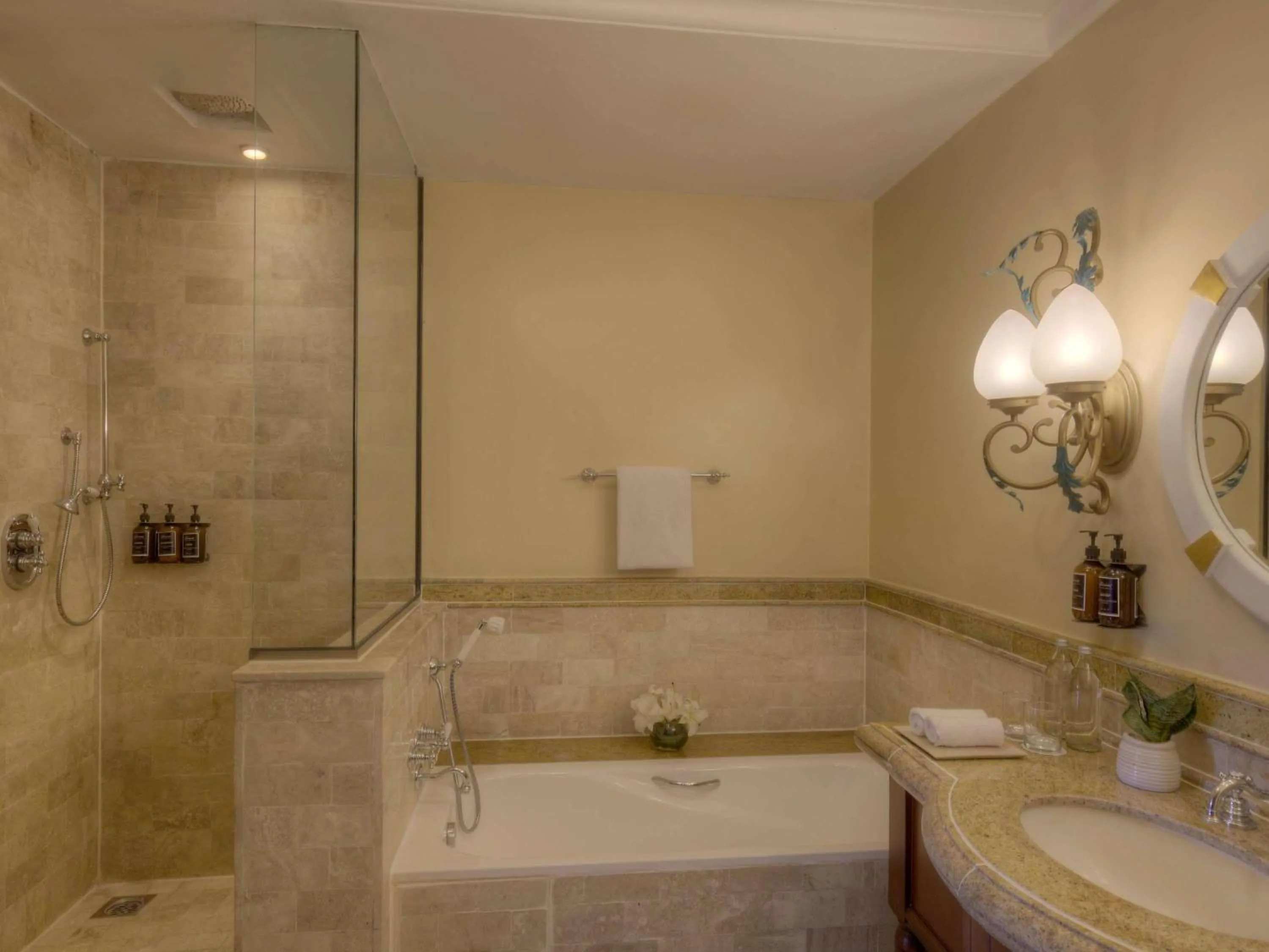 Bedroom in Fairmont Mount Kenya Safari Club