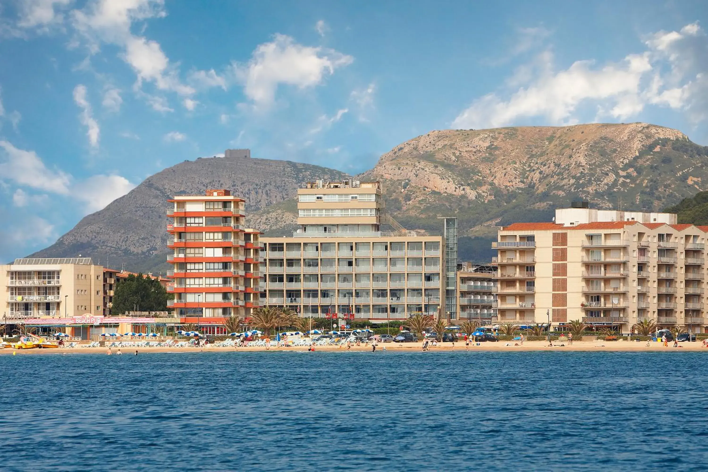 Facade/entrance in Hotel Panorama Facade/entrance in Hotel Panorama
