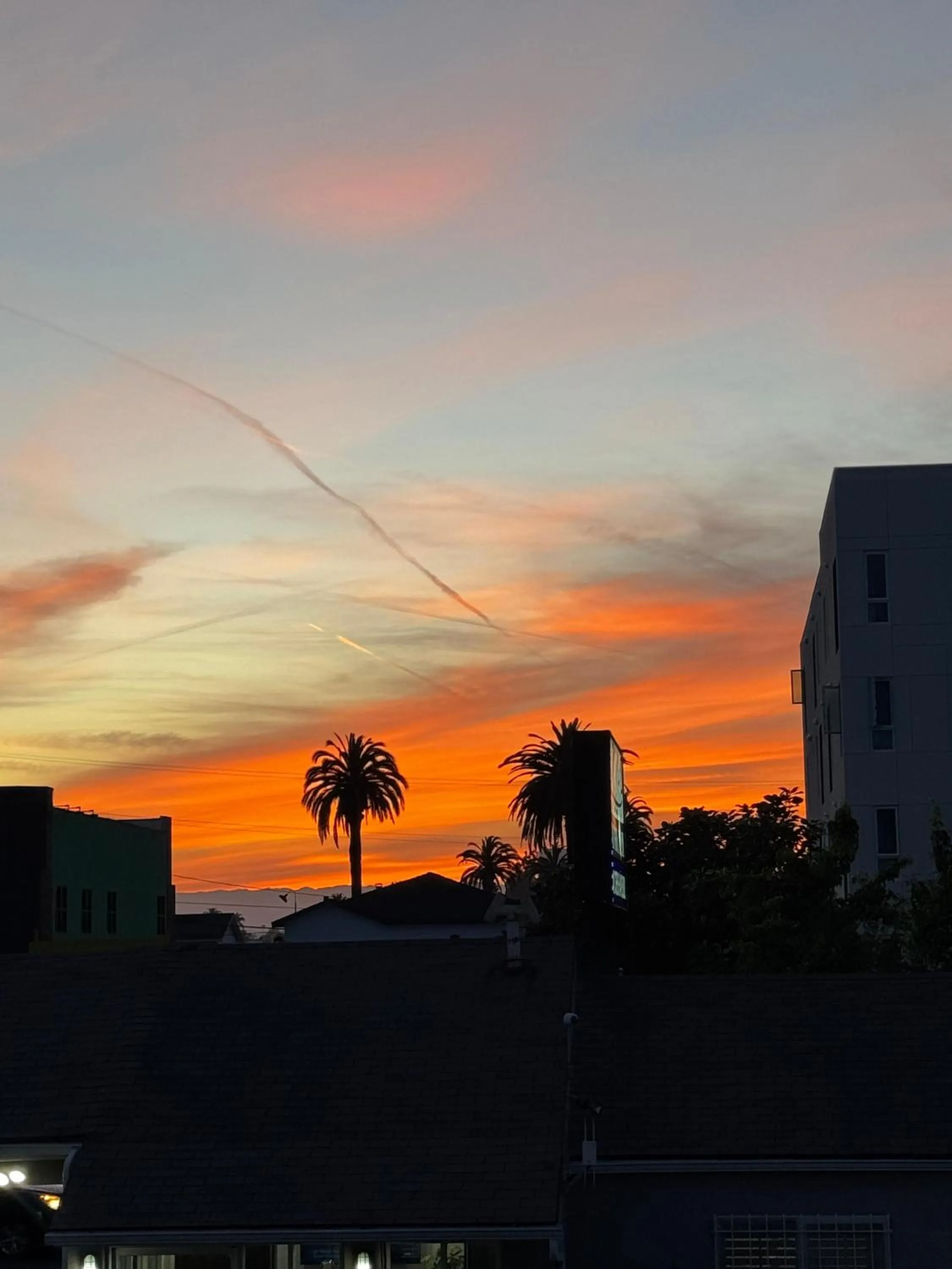 Sunset in Friendship Motor Inn