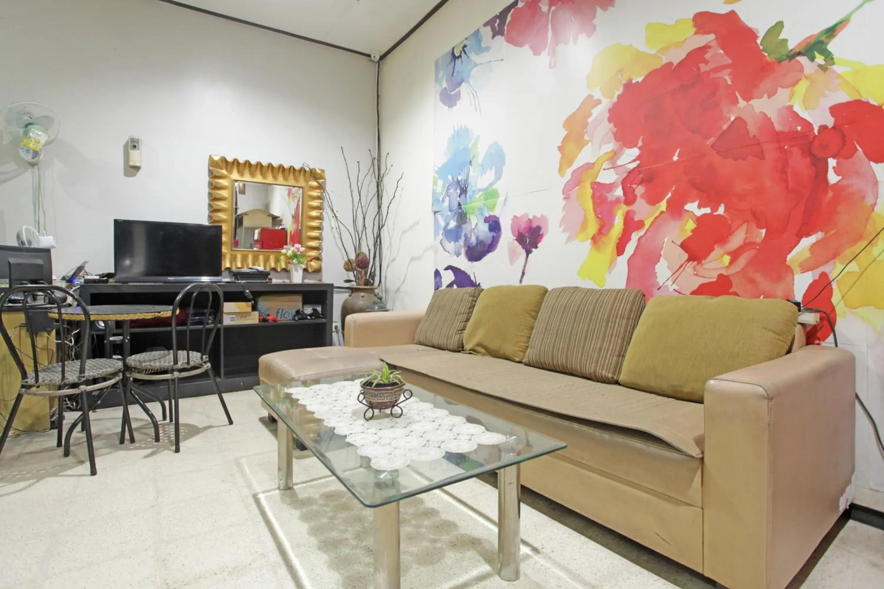 Lobby or reception in RedDoorz @ Soekarno Hatta 2 Lobby or reception in RedDoorz @ Soekarno Hatta 2