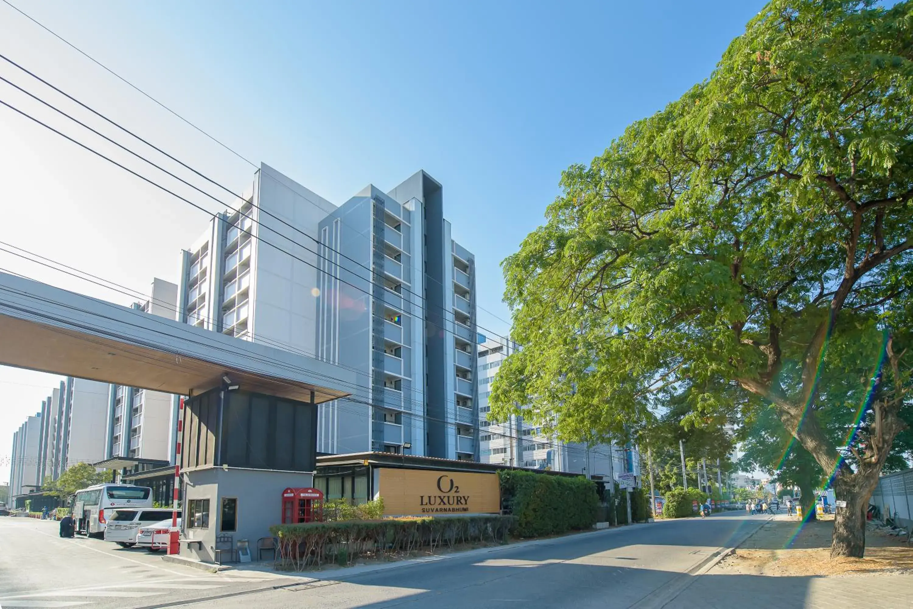 Property building in O2 Grand Suvarnabhumi Airport - Free Scheduled Shuttle from Hotel to Suvarnabhumi Airport Property building in O2 Grand Suvarnabhumi Airport - Free Scheduled Shuttle from Hotel to Suvarnabhumi Airport