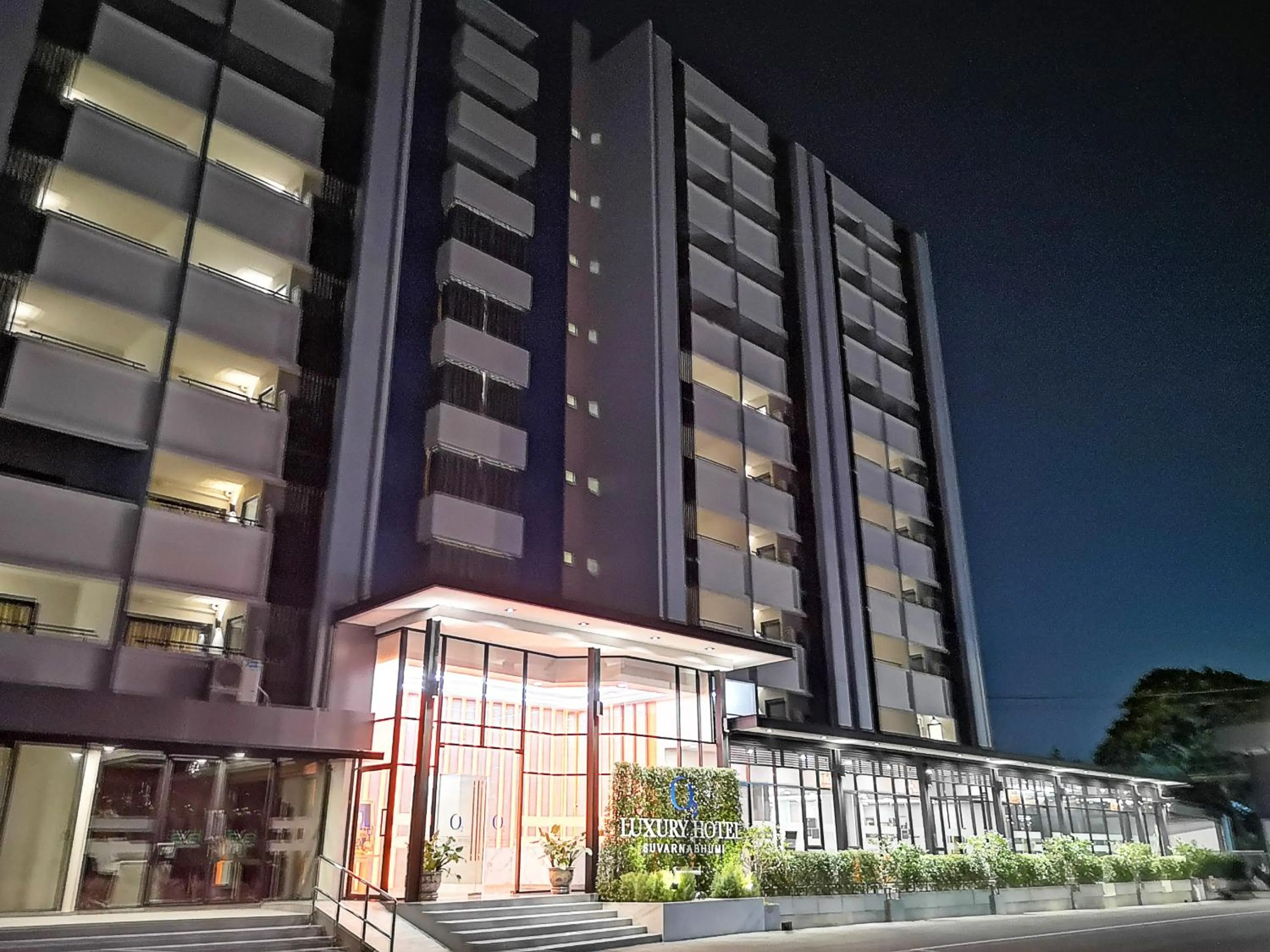 Facade/entrance in O2 Luxury Hotel