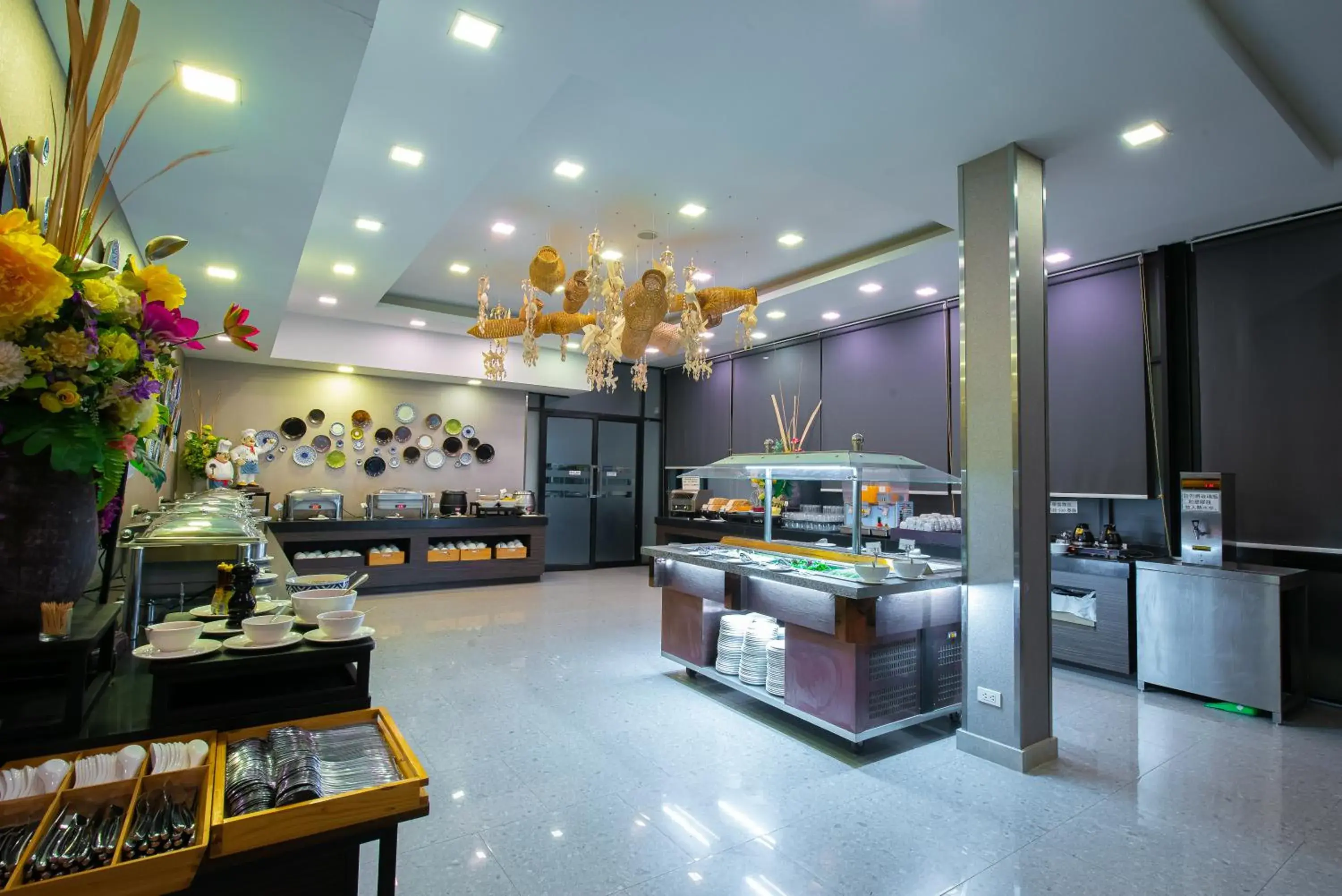 Restaurant/places to eat in O2 Grand Suvarnabhumi Airport Restaurant/places to eat in O2 Grand Suvarnabhumi Airport