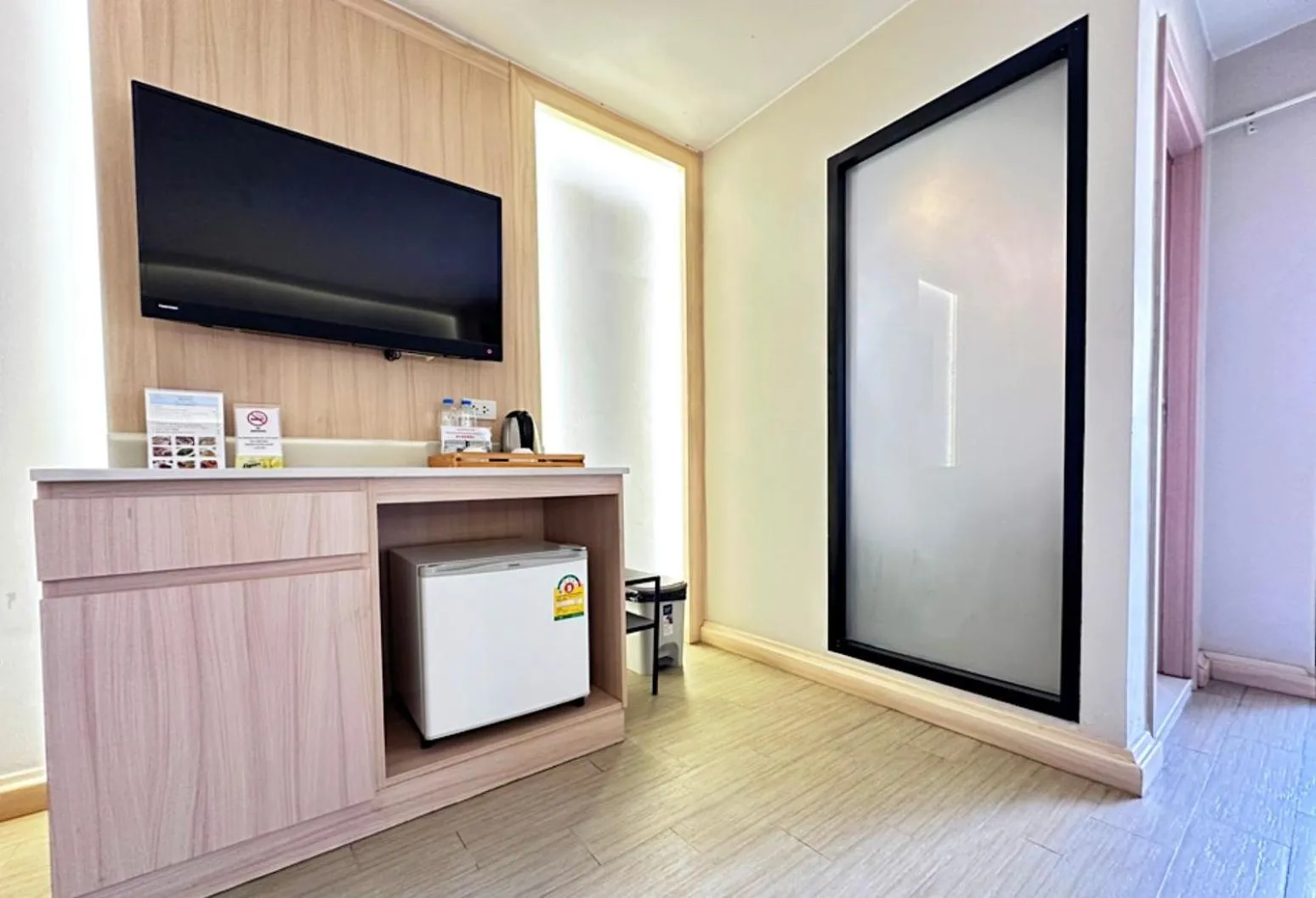 Photo of the whole room in O2 Luxury Hotel