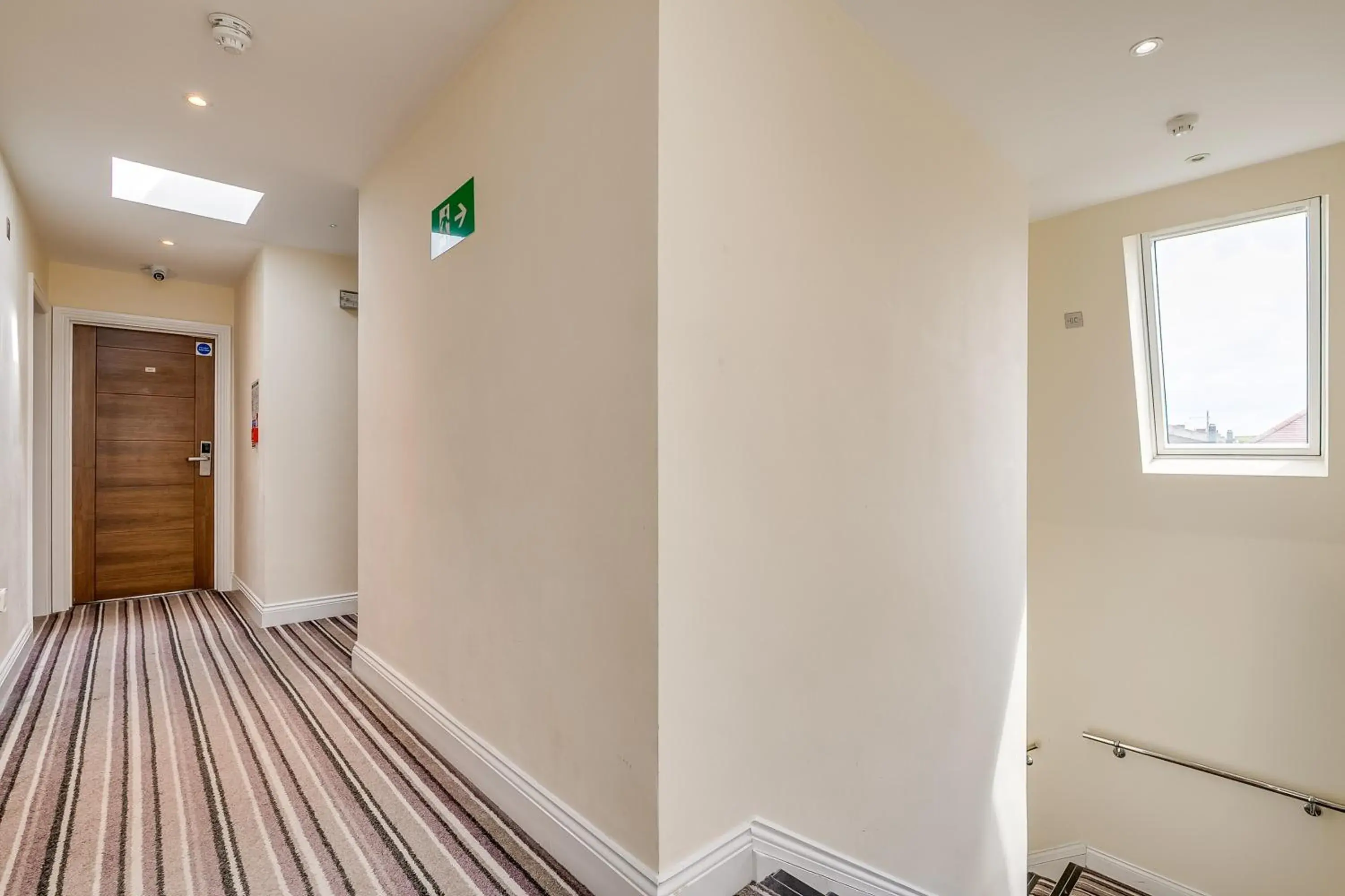 Property building in London Star Hotel Property building in London Star Hotel