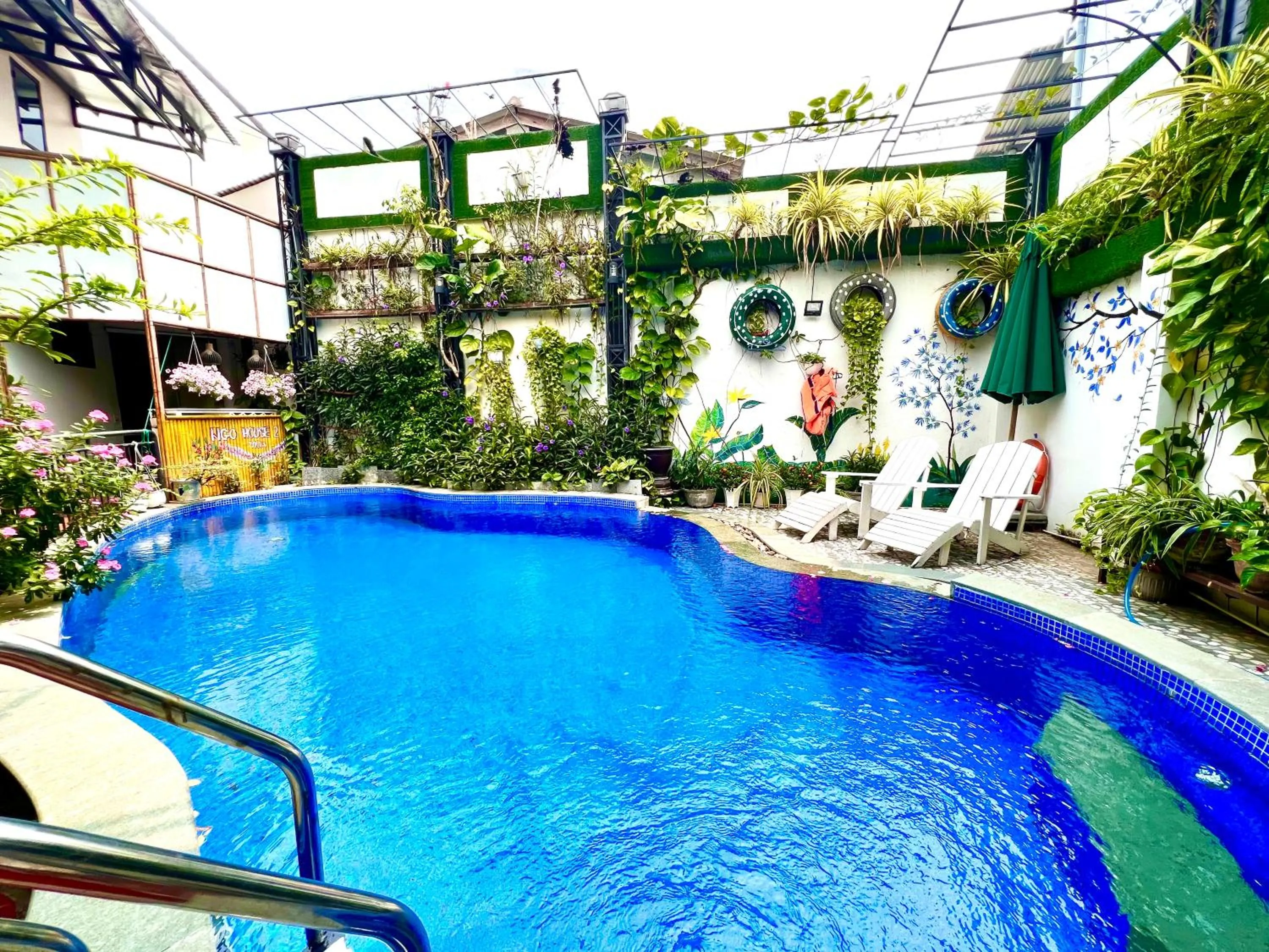 Swimming pool in Ngo House 2 Villa