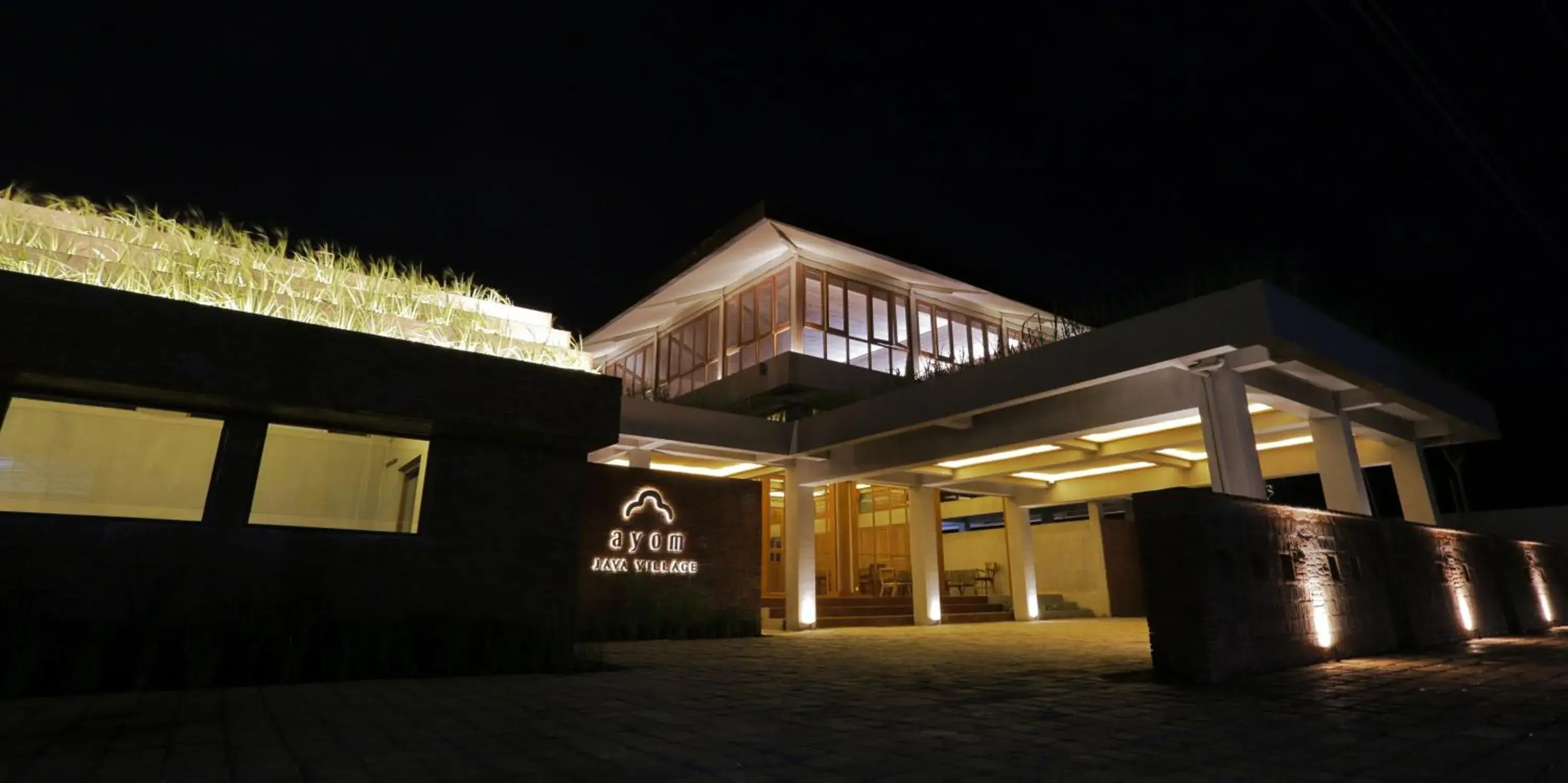 Facade/entrance in Ayom Java Village Solo Facade/entrance in Ayom Java Village Solo